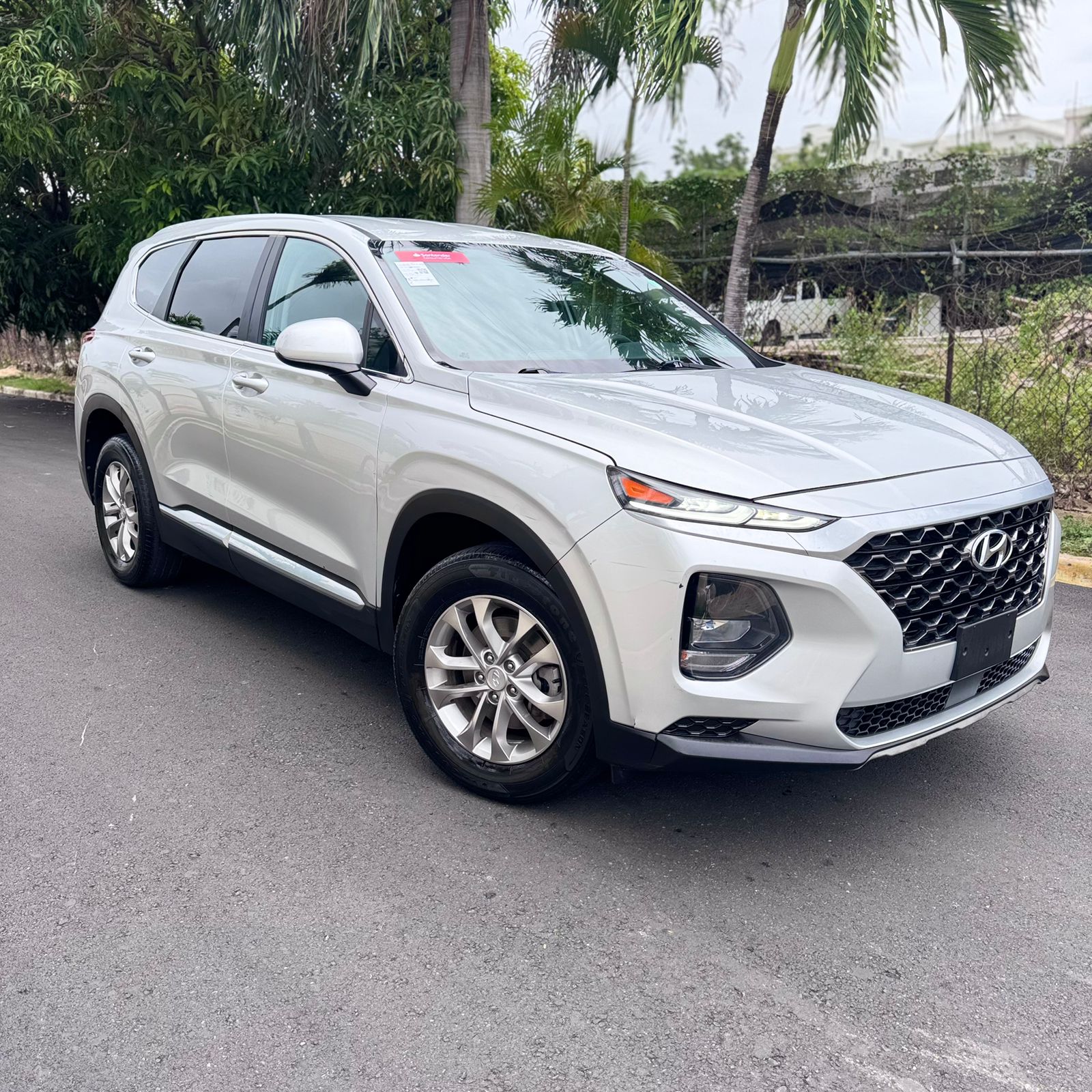 jeepetas y camionetas - Hyundai Santa Fe SE 2019 0