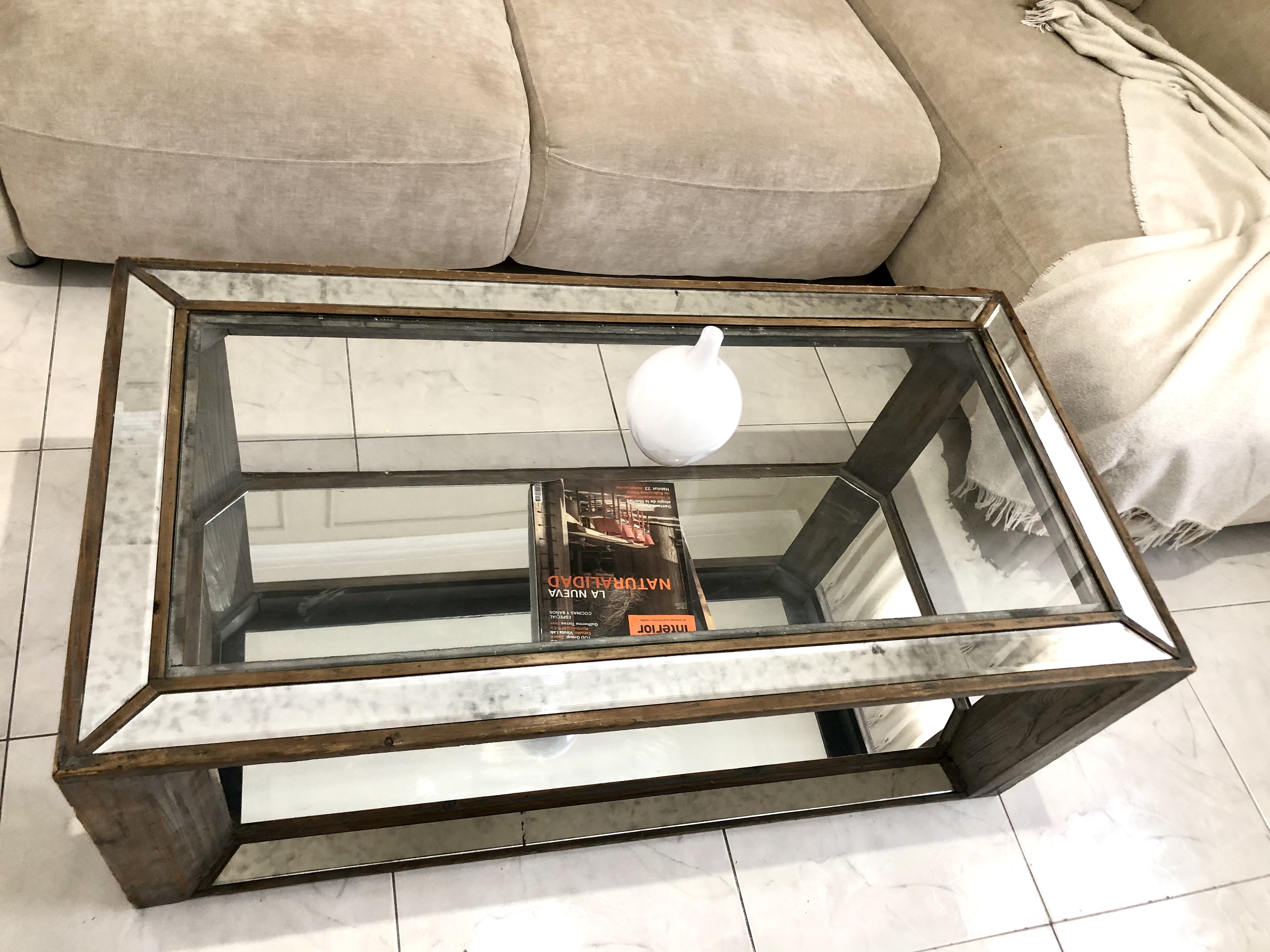 muebles y colchones - OPORTUNIDAD! Mesa moderna de centro nítida  4