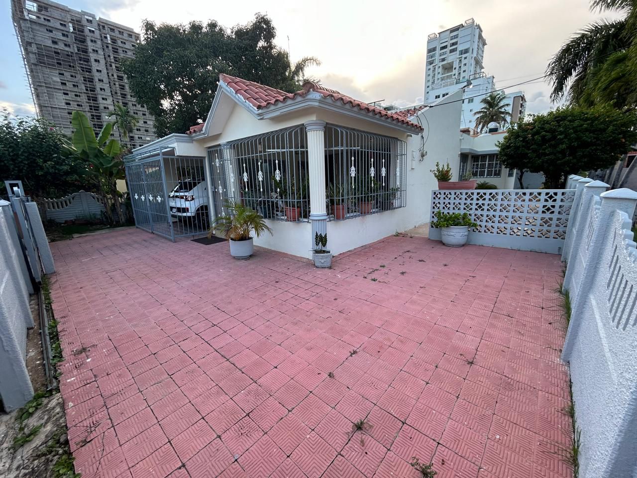 apartamentos - VENDO CASA  EN ALMA ROSA I ZONA PRIVILEGIADA 9
