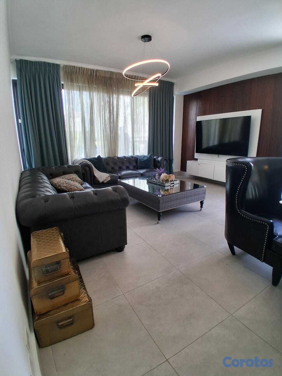 apartamentos - Apartamento Amueblado en piantini    US$ 3000  6