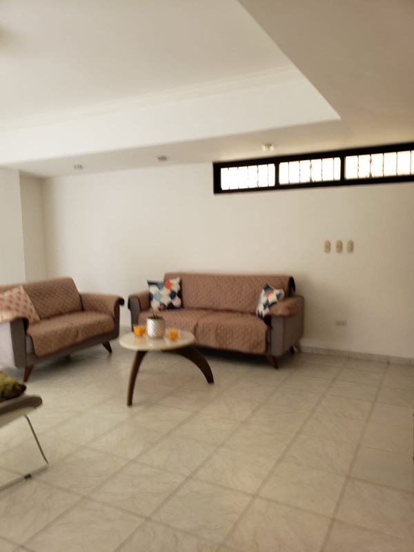 apartamentos - ALQUILO APARTAMENTO EVARISTO MORALES 4