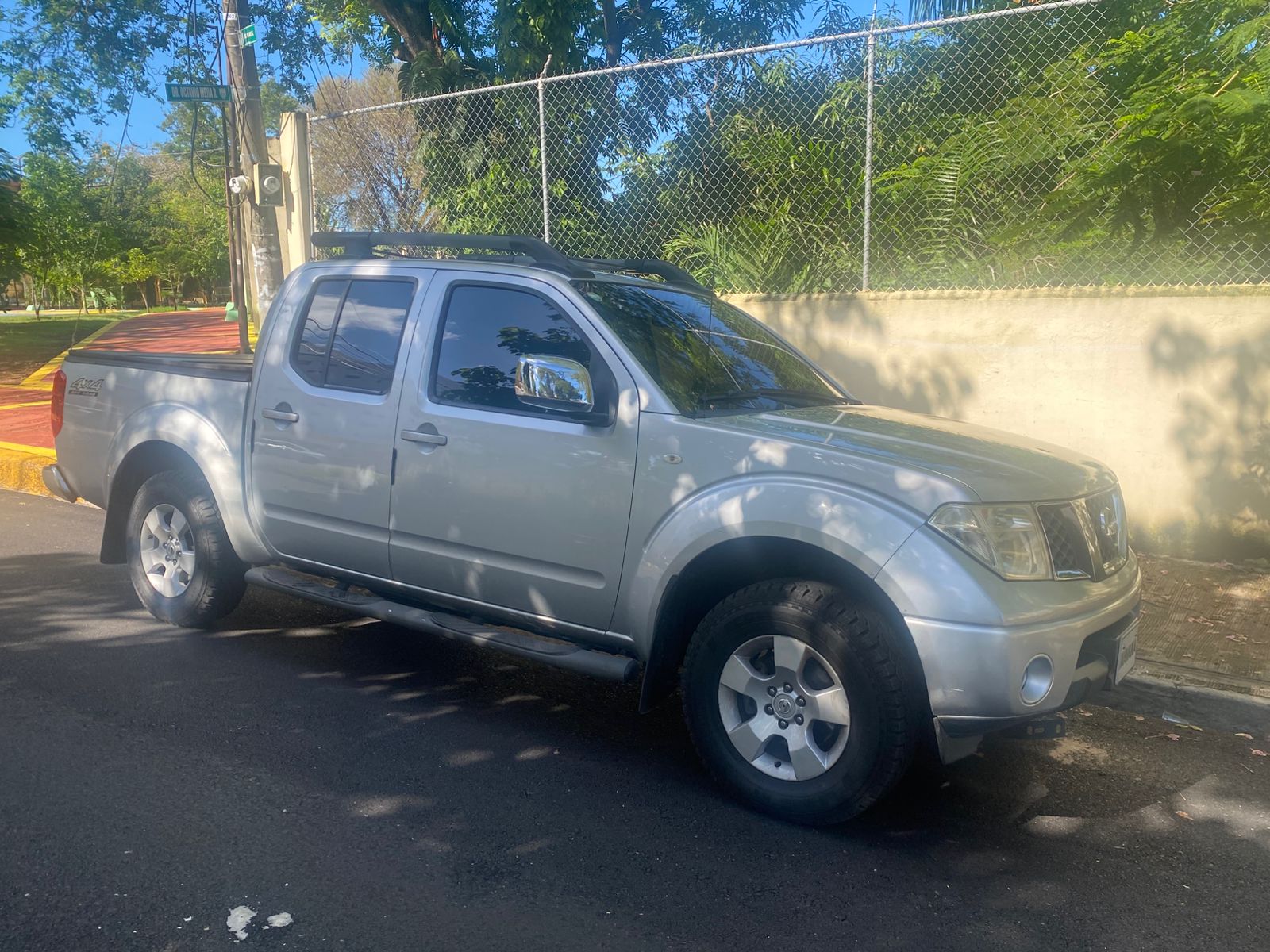 jeepetas y camionetas - Nissan Navara 2014 2