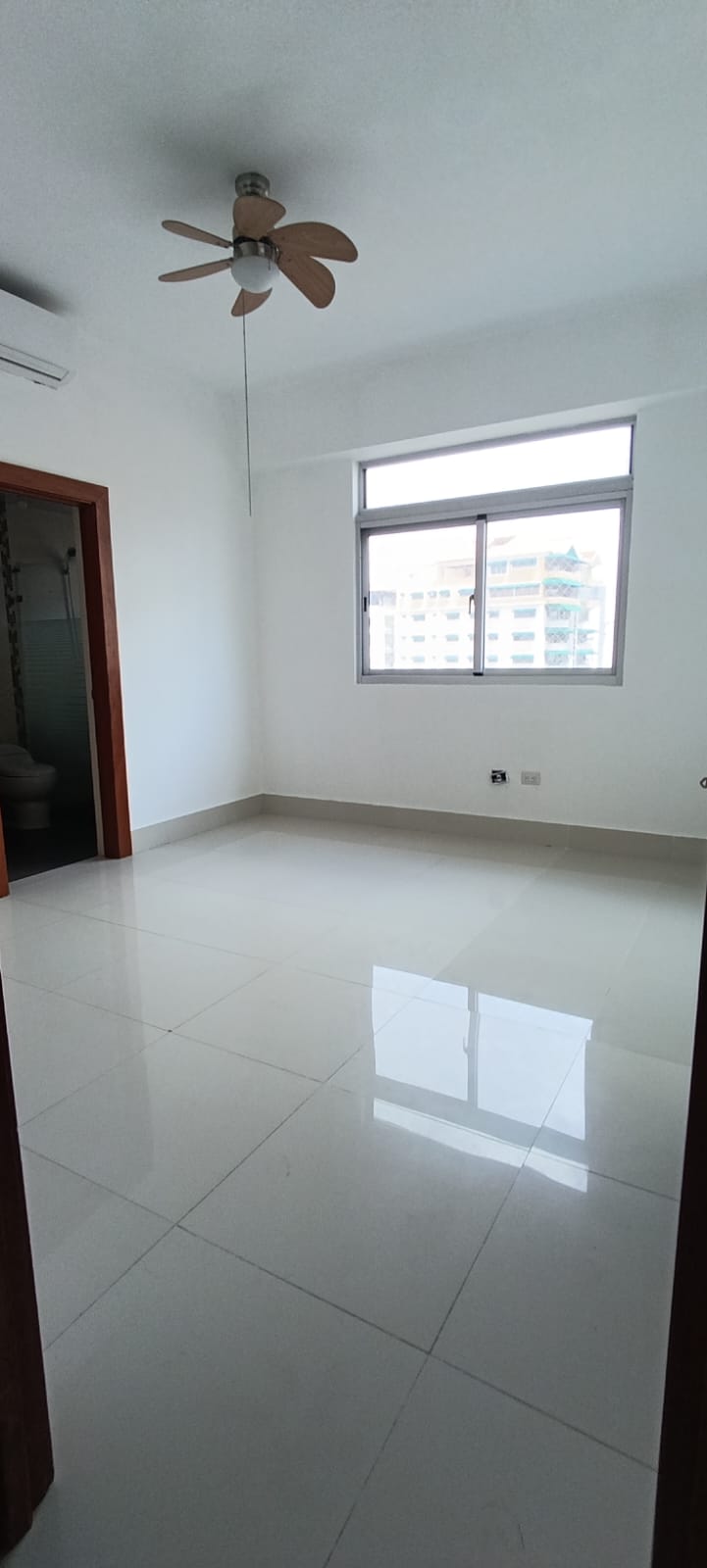 apartamentos - Bella Vista piso ALTO con vista al MAR 8