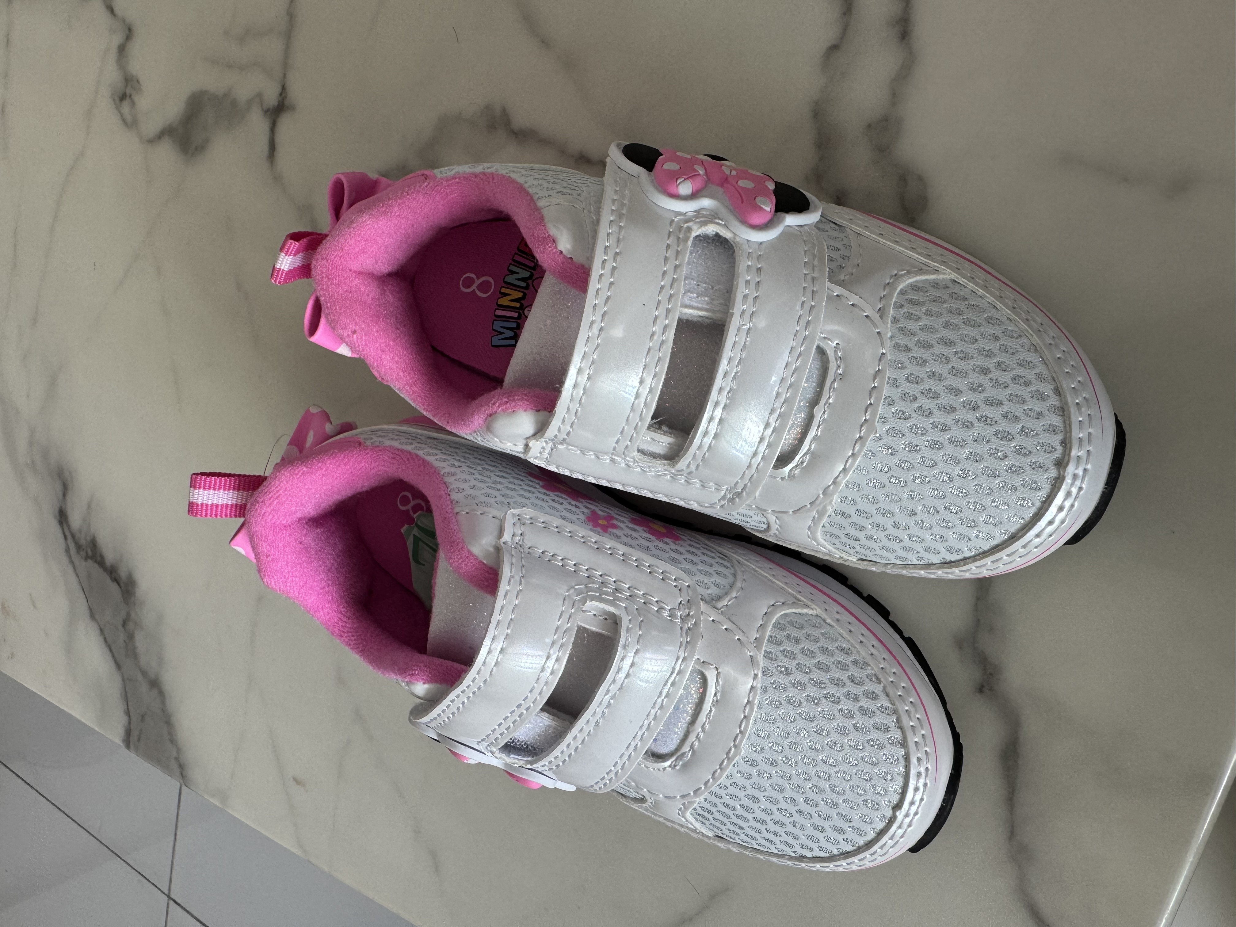 ropa y zapatos - Disney Zapatos sin cordones de Minnie Mouse  2