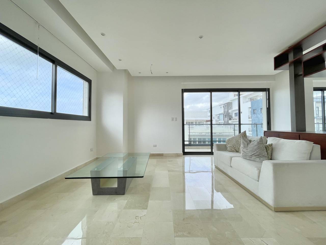 apartamentos - En venta apartamento en Naco 2