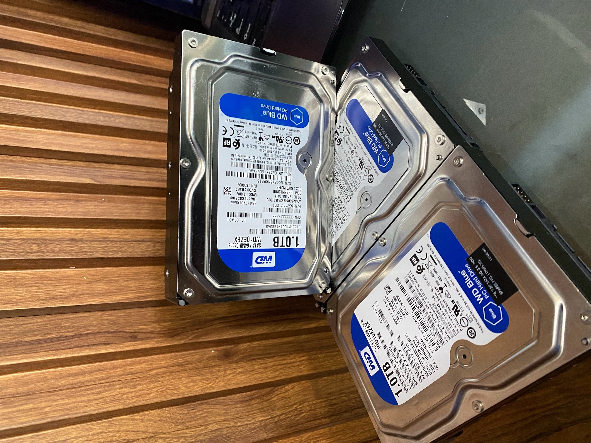 computadoras y laptops - Disco duro Sata 1TB  4