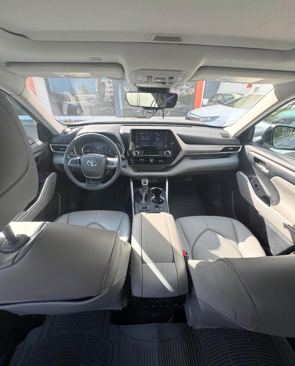jeepetas y camionetas - Toyota Highlander 2022 4