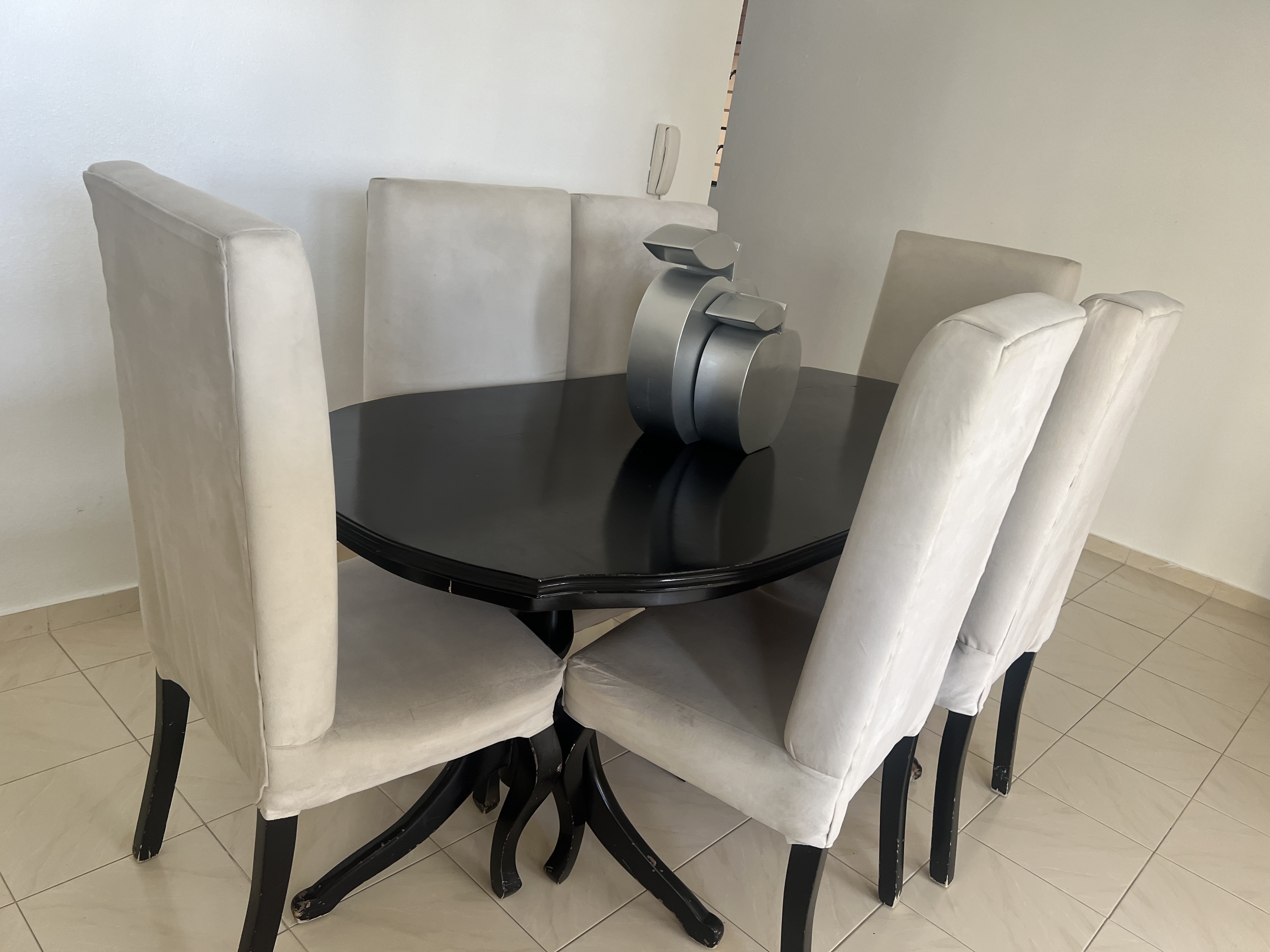 muebles y colchones - Vendo comedor de caoba  1