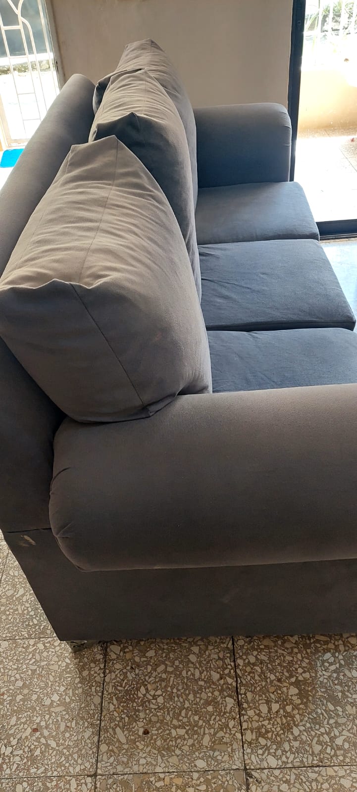 muebles y colchones - Sofa de 3 plazas en buenas condiciones 3