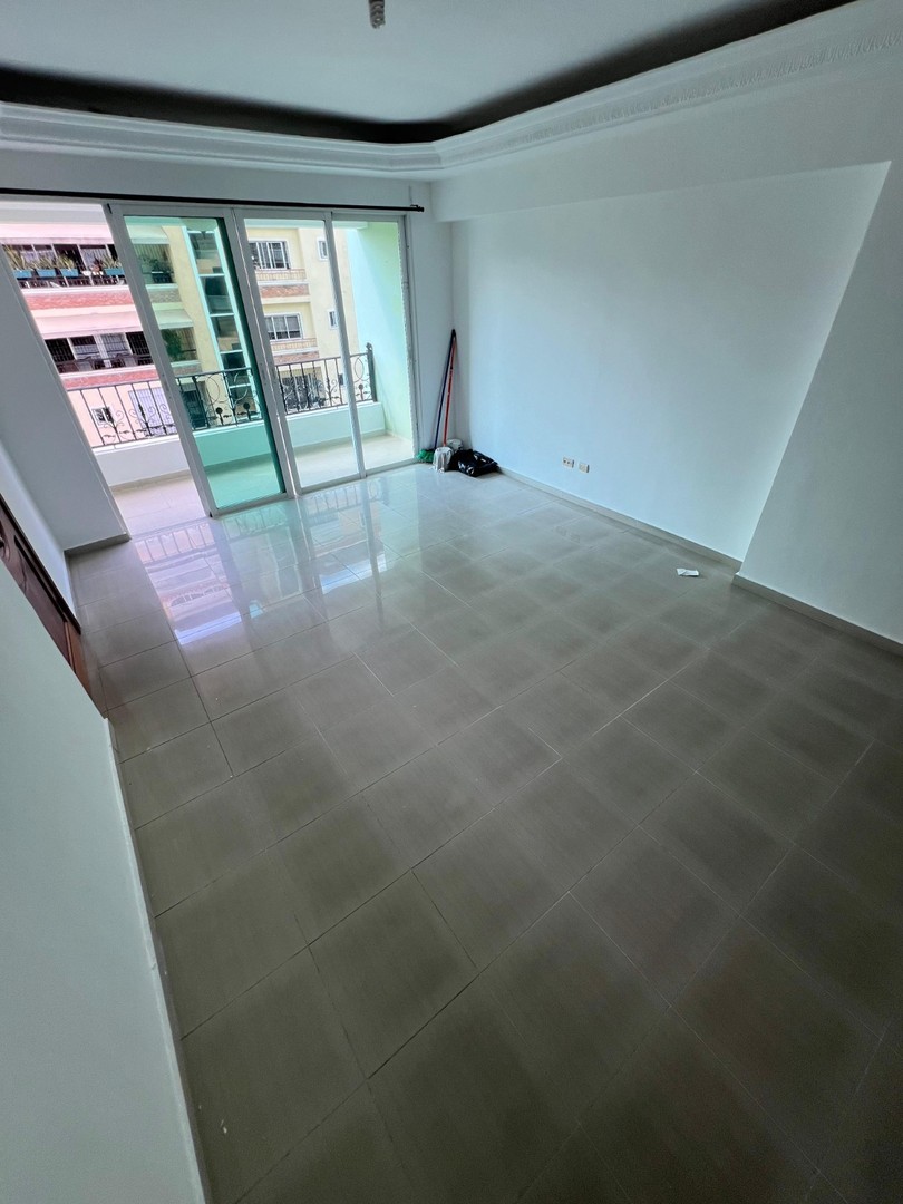 apartamentos - Apartamento en Alquiler, Evaristo Morales
USD900
 4