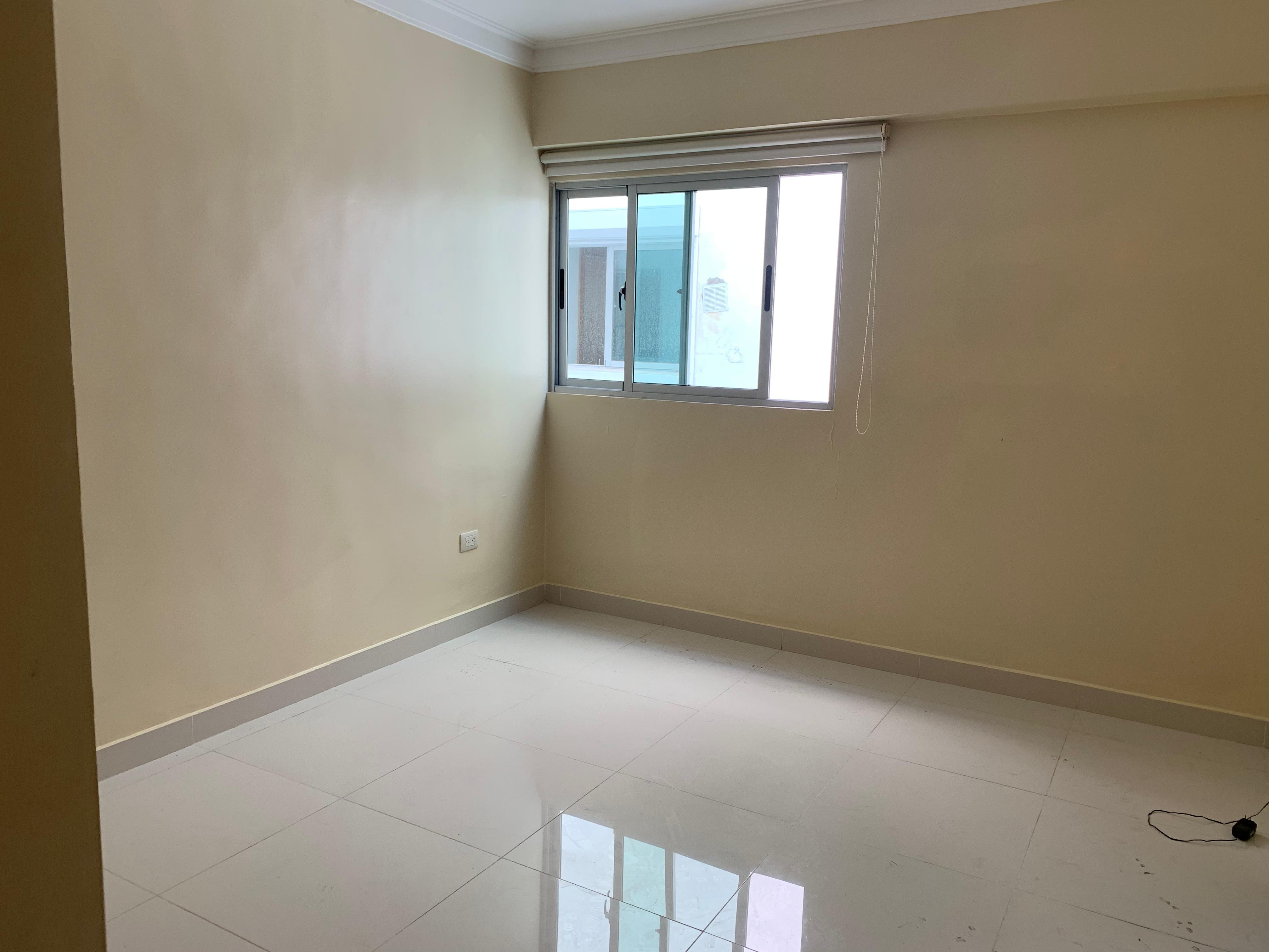 apartamentos - Apartamento en alquiler con Linea Blanca en Gazcue 5