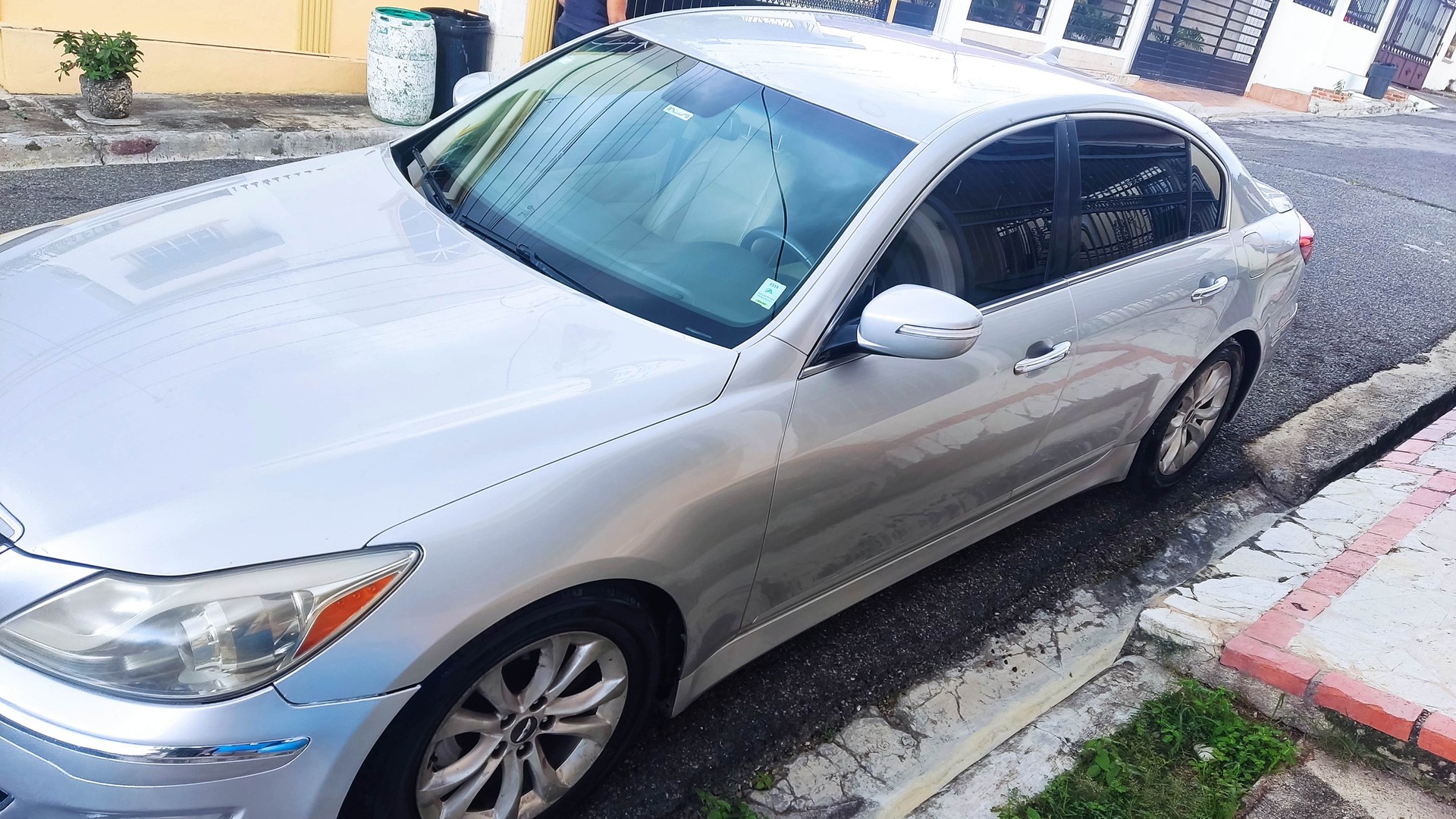 carros - Vendo Hyundai Genesis 2012  3