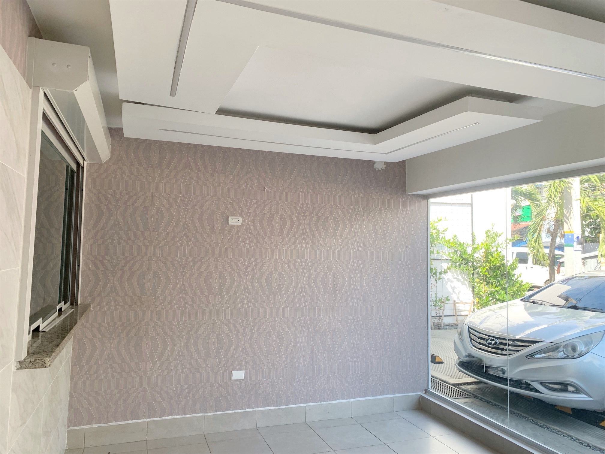 oficinas y locales comerciales - Local con buena visibilidad 3