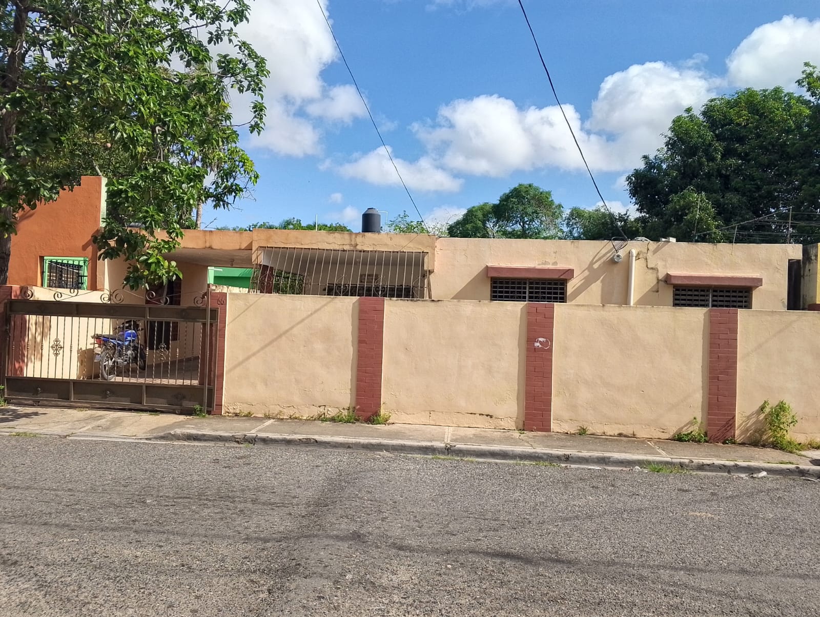 casas - VENDO CASA STO DGO ESTE CHARLES DE GAULLE