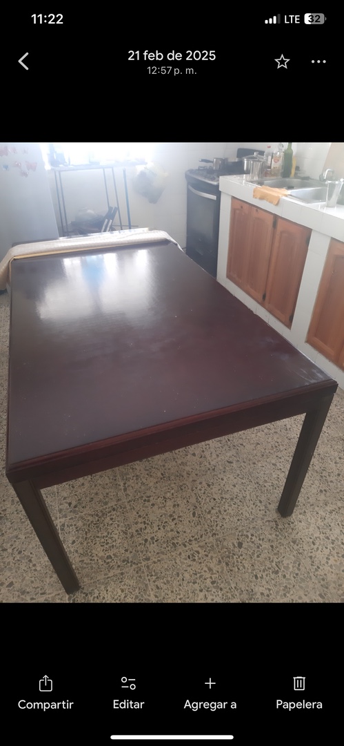 muebles y colchones - Mesa de caoba,  grande de 76 pulgadas X 38. Para 8 sillas. Perfecto estado.