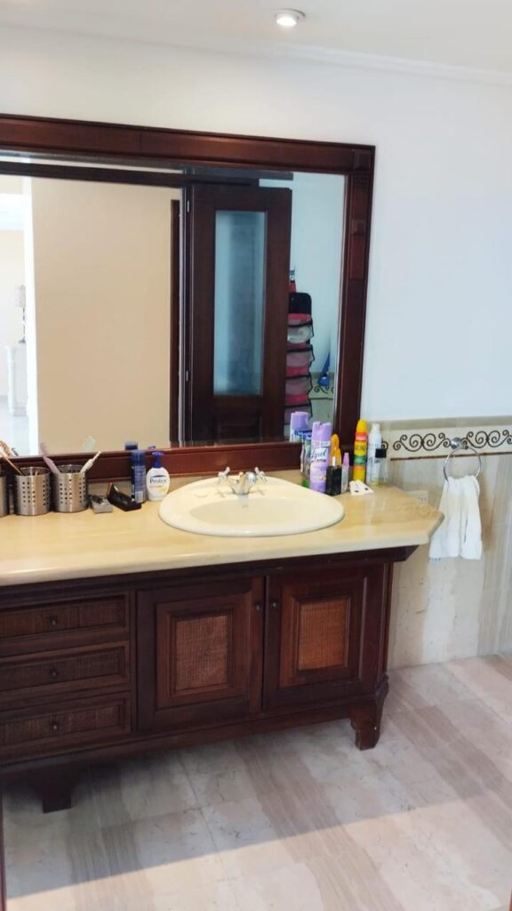 apartamentos - 2731- APTO. EN MALECÓN CENTER, STO. DGO.  8