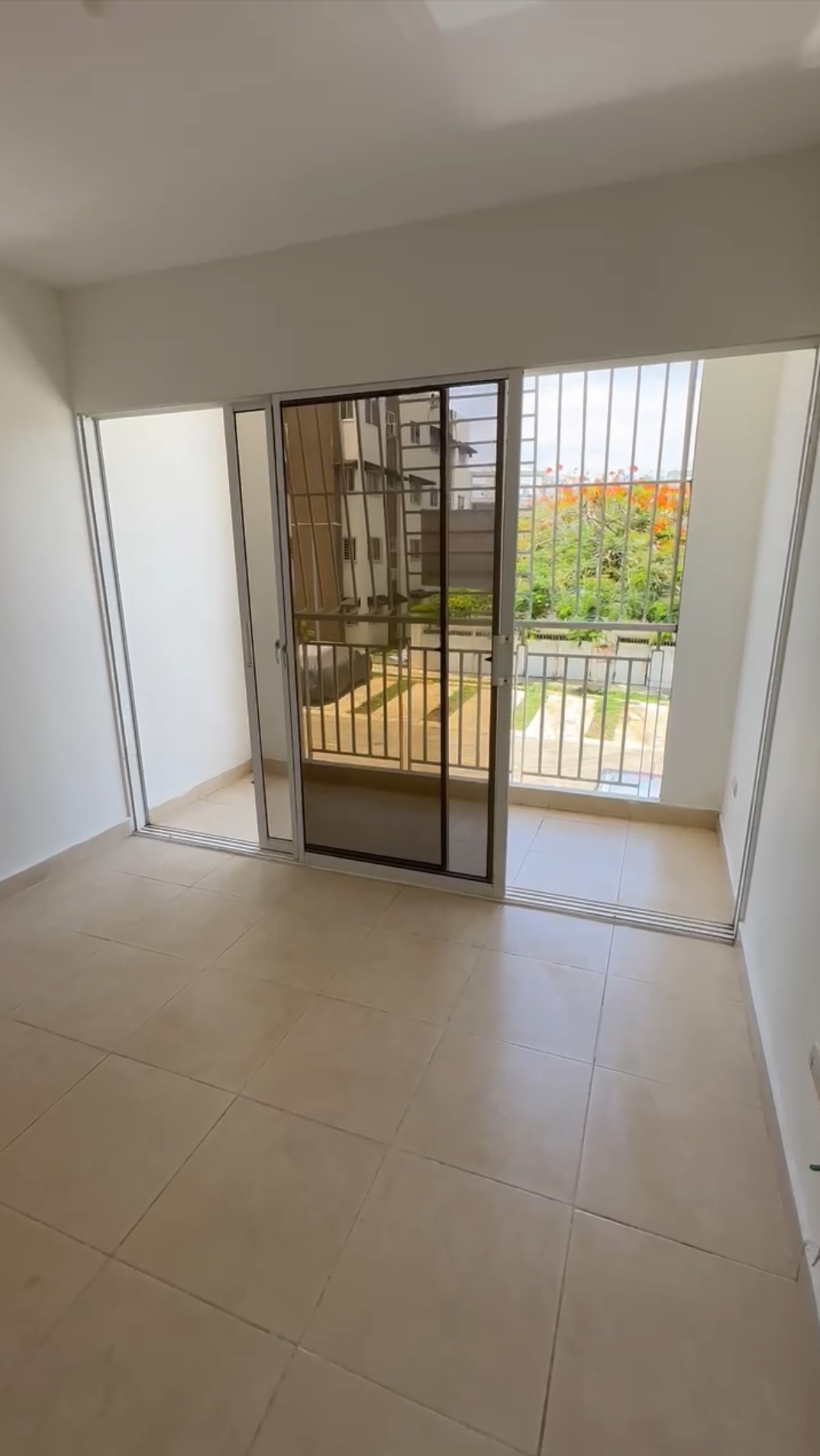 apartamentos - Alquilo apto 2do nivel. Ciudad Juan Bosch 4