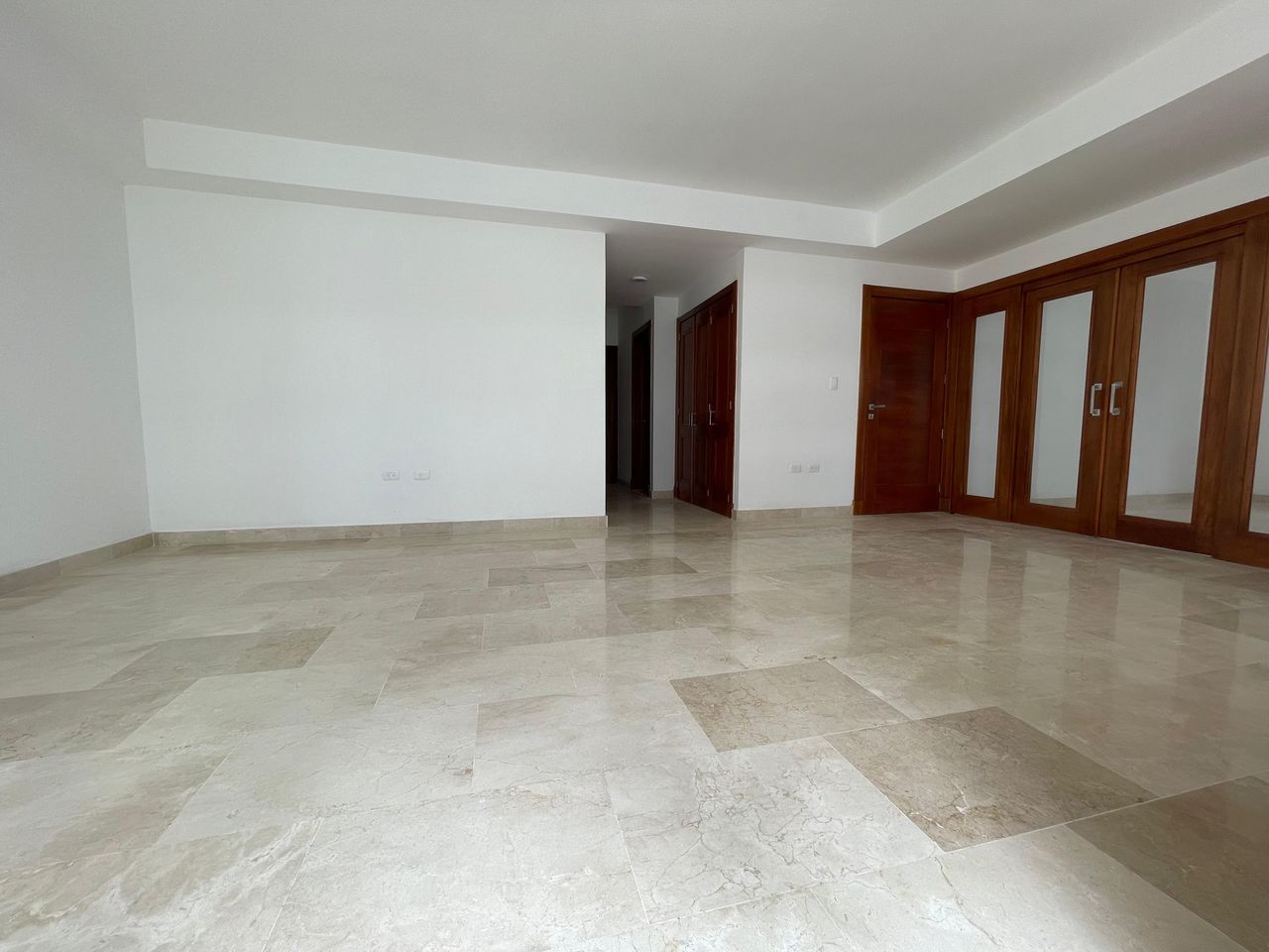 apartamentos - En alquiler apartamento en Ensanche Naco  8