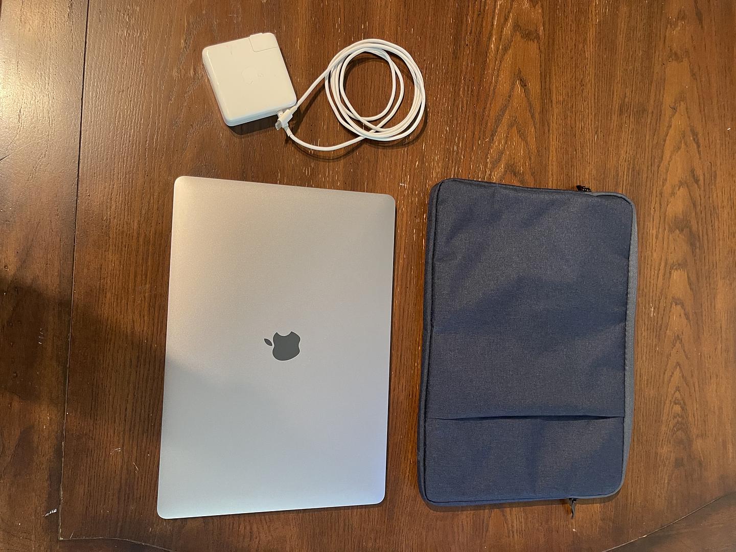 computadoras y laptops - Macbook Pro 15” 2017