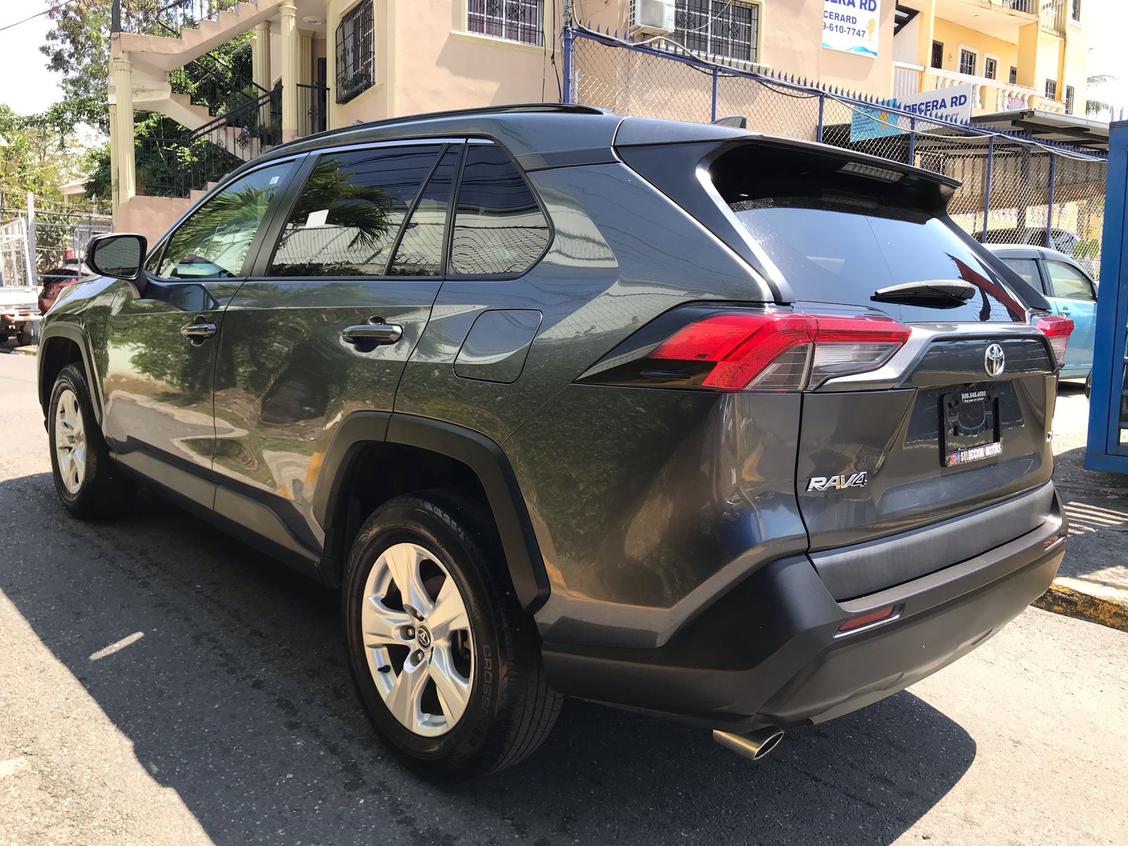 jeepetas y camionetas - TOYOTA RAV4 XLE 2020 3