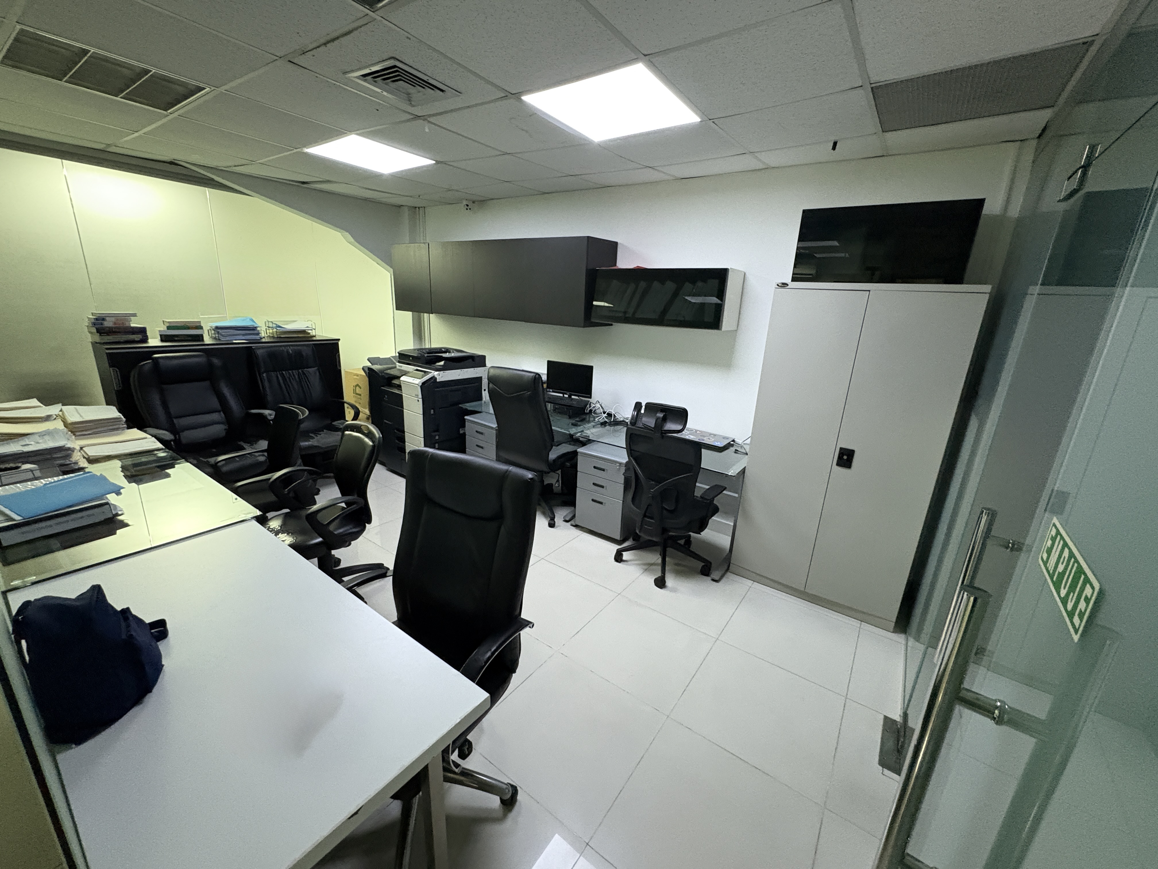oficinas y locales comerciales - Local Comercial Venta Naco 4