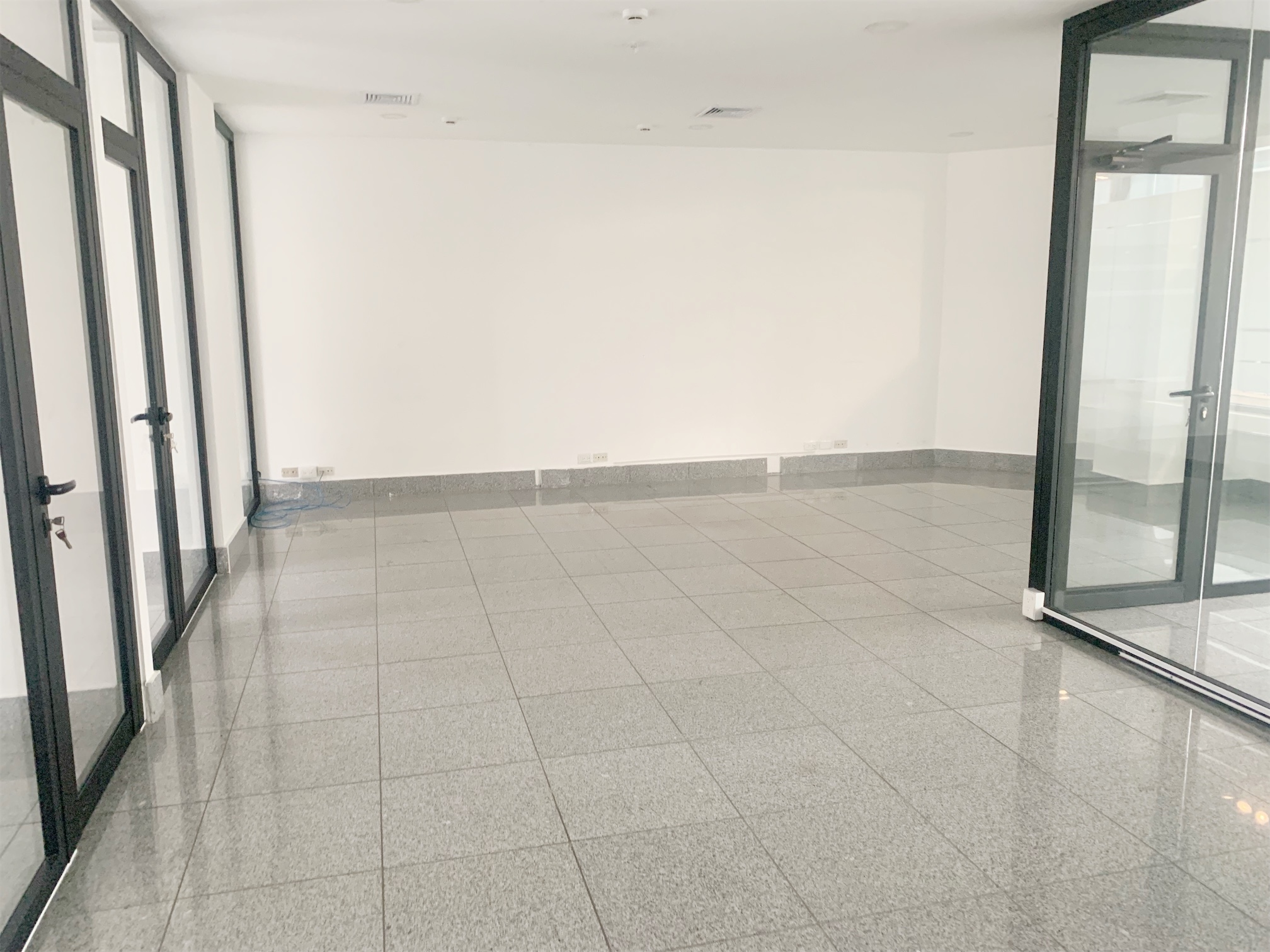 oficinas y locales comerciales - Oficina corporativa  Piantini  6