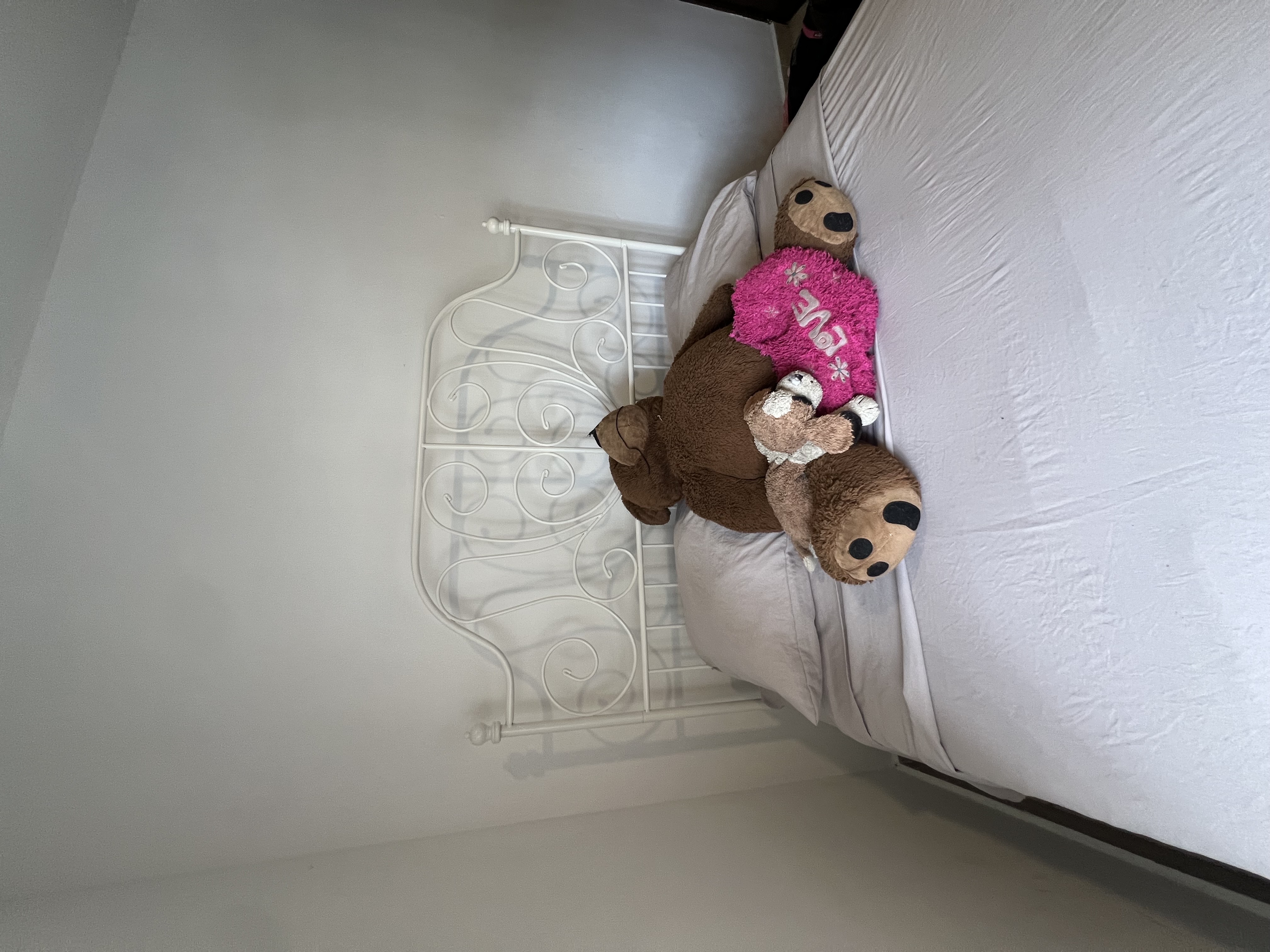 muebles y colchones - Base de cama IKEA – Tamaño Full 1