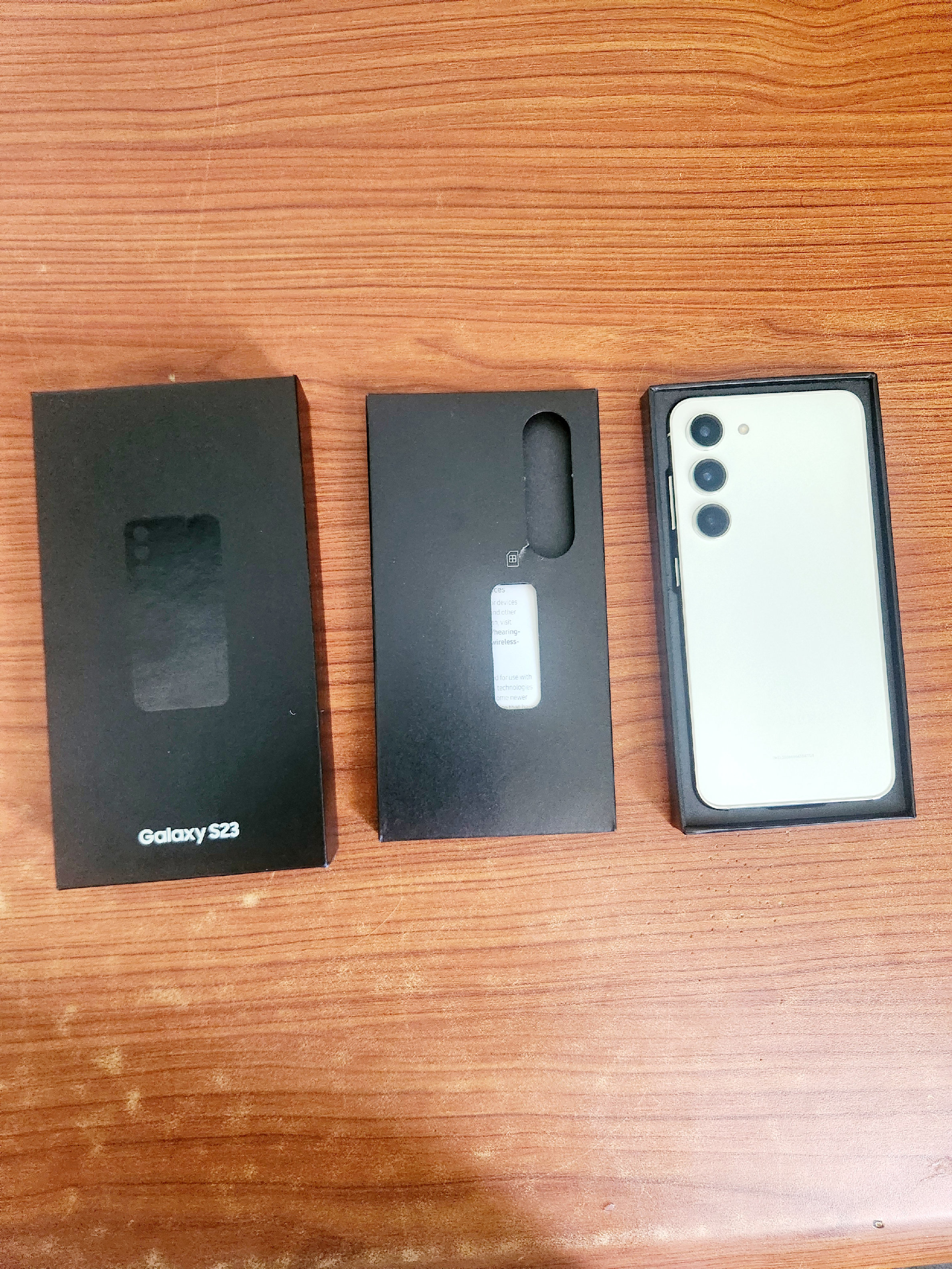 celulares y tabletas - Samsung Galaxy S23 5g Blanco Crema Nuevo (Negosiable), Desbloqueado De Fabrica 2