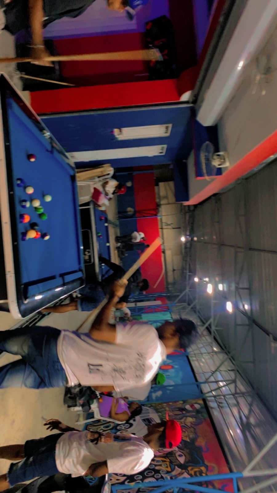 servicios profesionales - se solicita personal para un bar estiló car wash  2