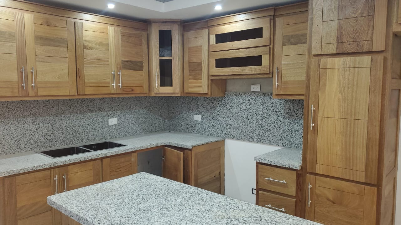 casas - Espaciosa casa, Nueva, Brisa Oriental. H.A 0