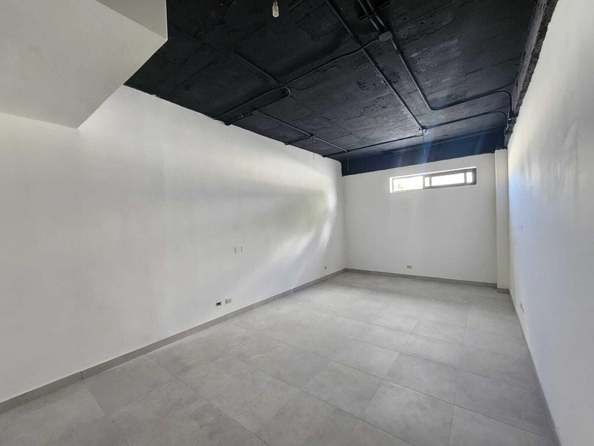 oficinas y locales comerciales - Local en alquiler en Vista Cana - Punta Cana 7