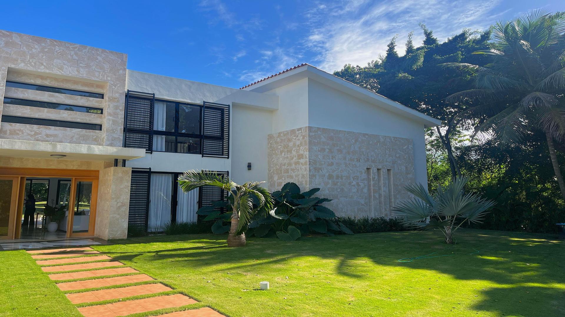 casas vacacionales y villas - IMPRESIONANTE VILLA DE LUJO EN METRO COUNTRY CLUB 4