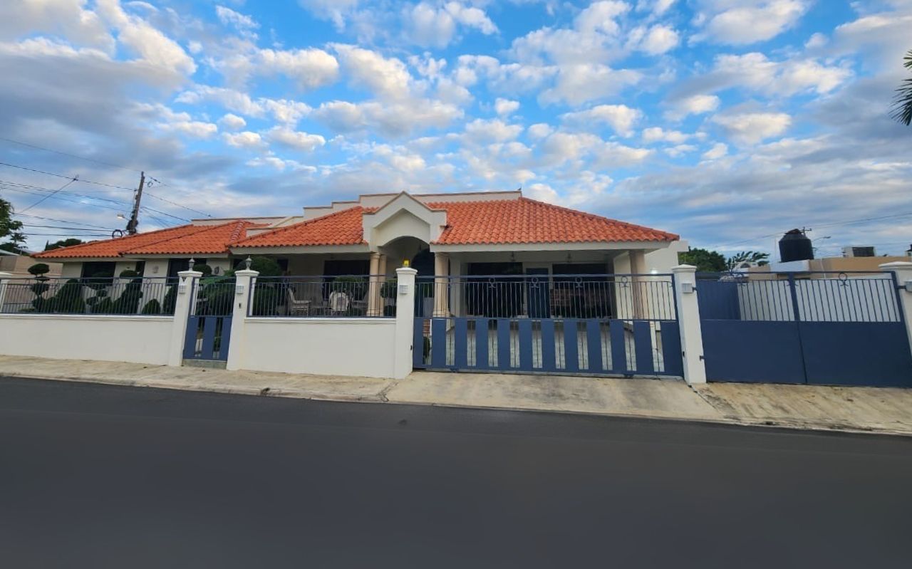 casas - Casa en Venta en Moca 0