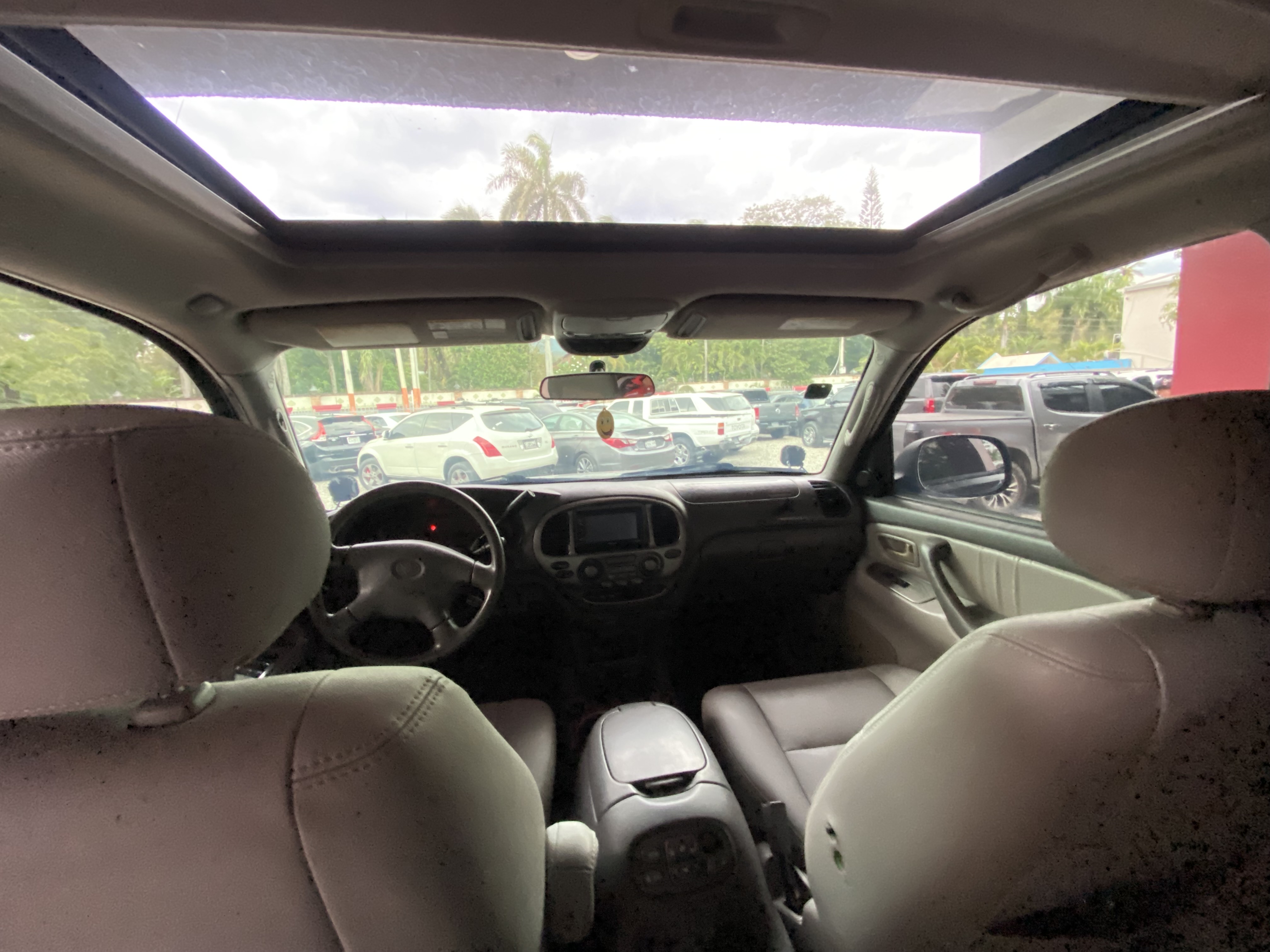 jeepetas y camionetas - TOYOTA SEQUOIA 2002 5