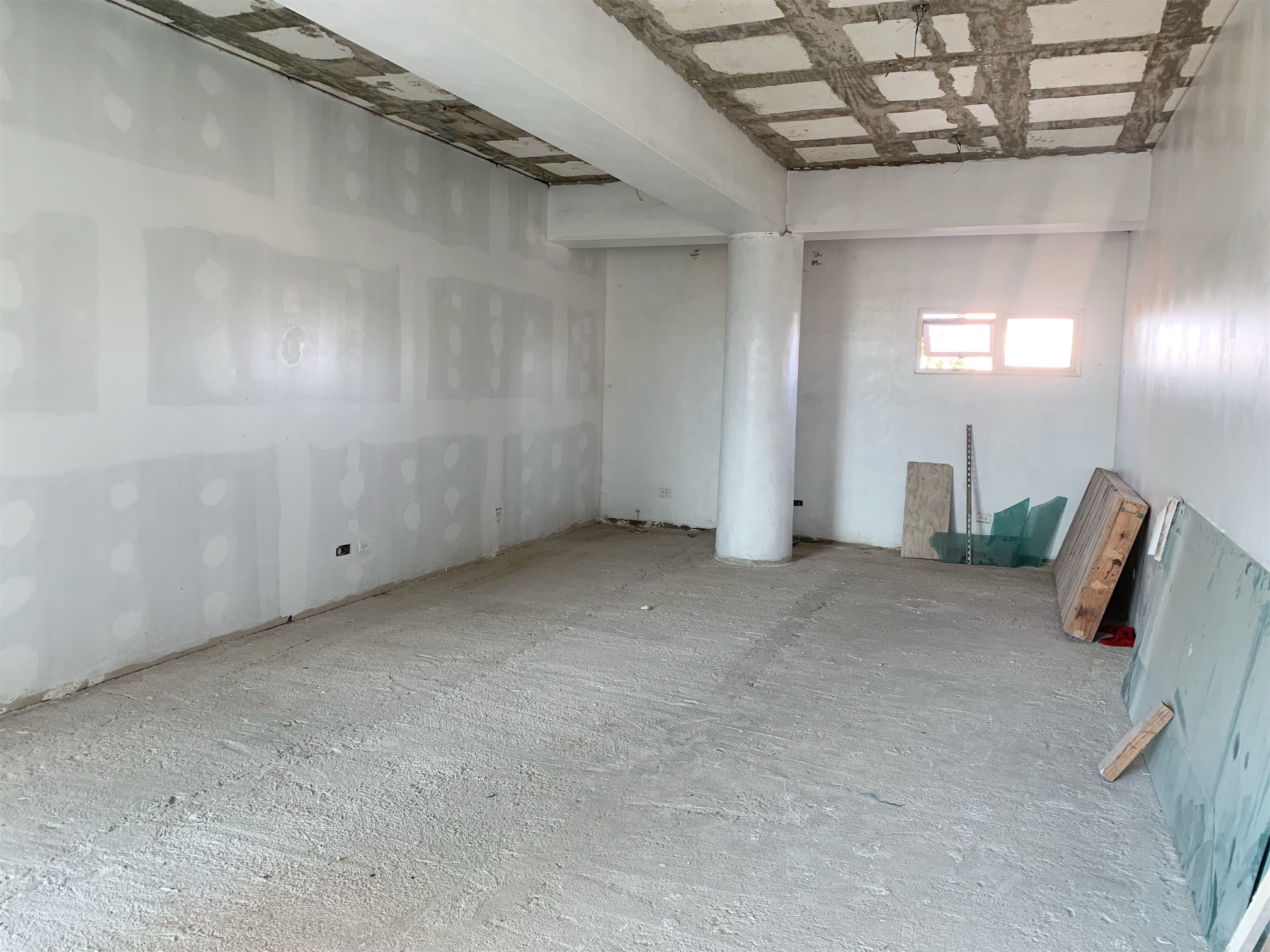 oficinas y locales comerciales - Local en venta arroyo hondo 5