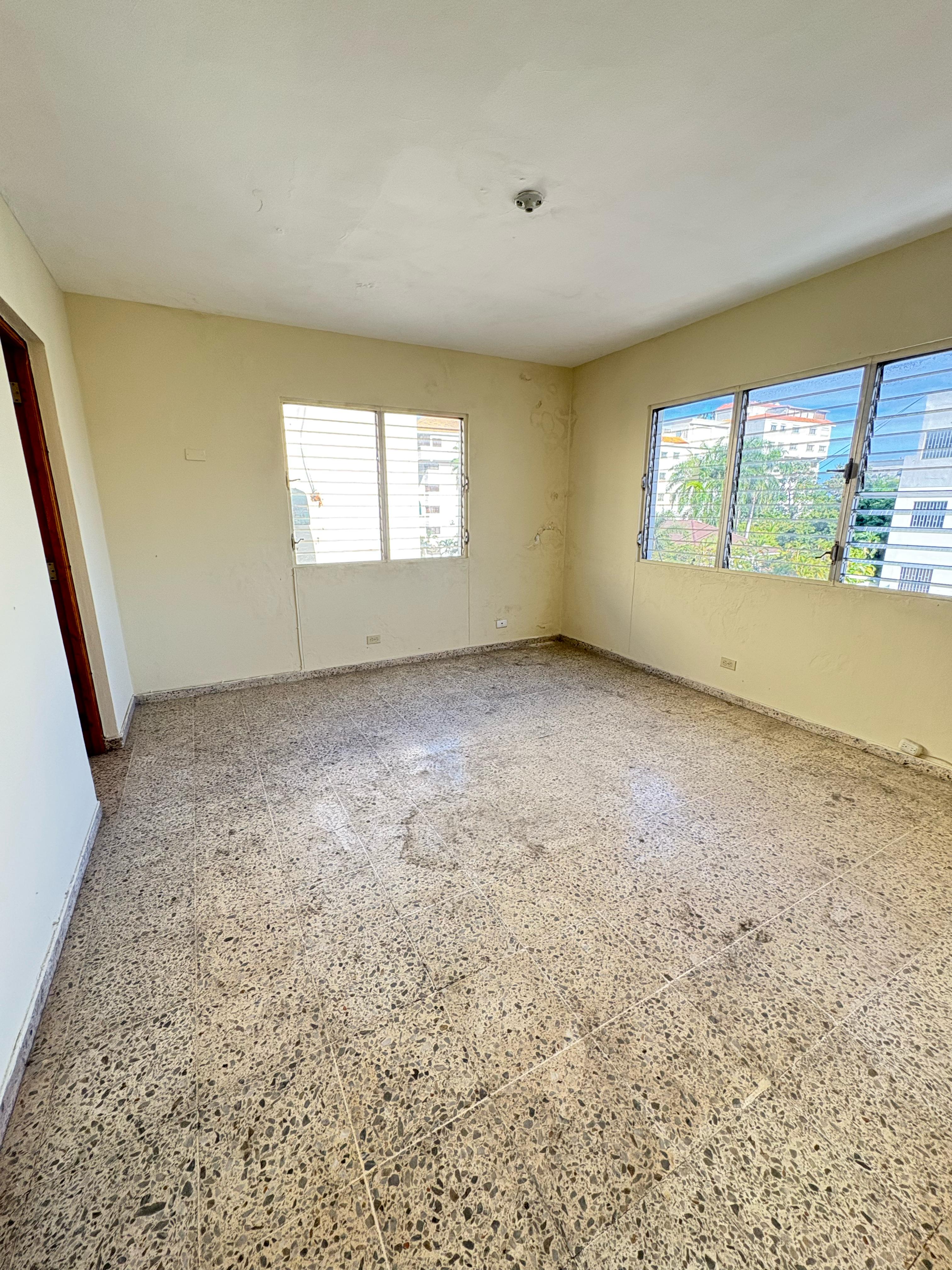 apartamentos - Vendo piso 4 clásico Esperilla tres hab dos baños  5