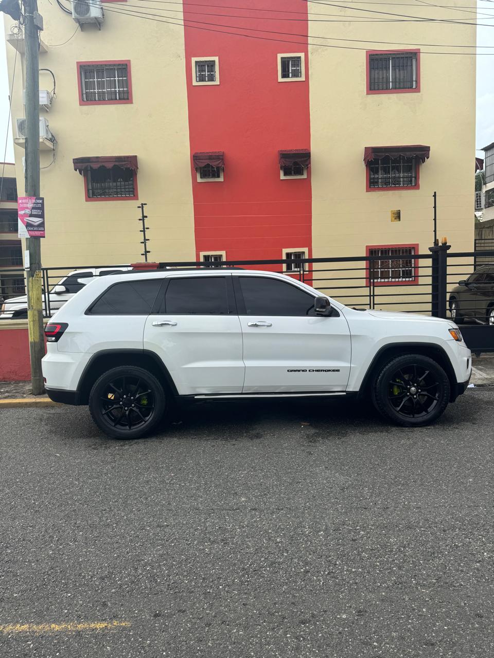 jeepetas y camionetas - JEEP GRAND CHEROKEE 2015 LIMITED 5