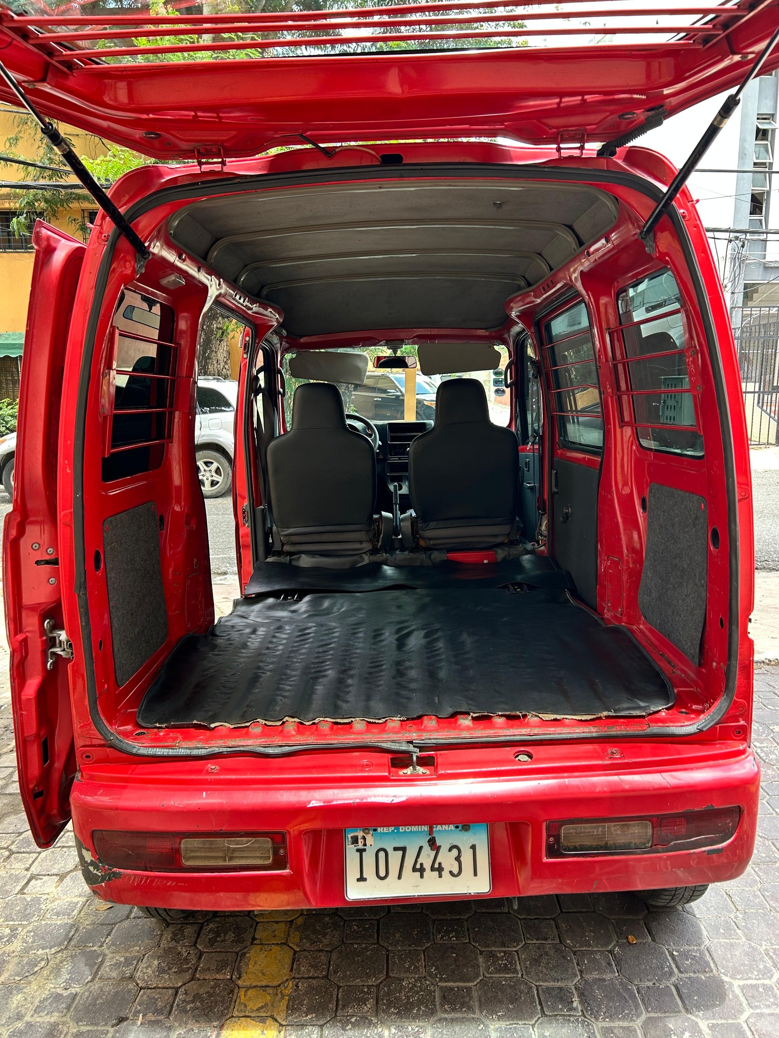 jeepetas y camionetas - Venta Daihatsu Hijet 2012 8