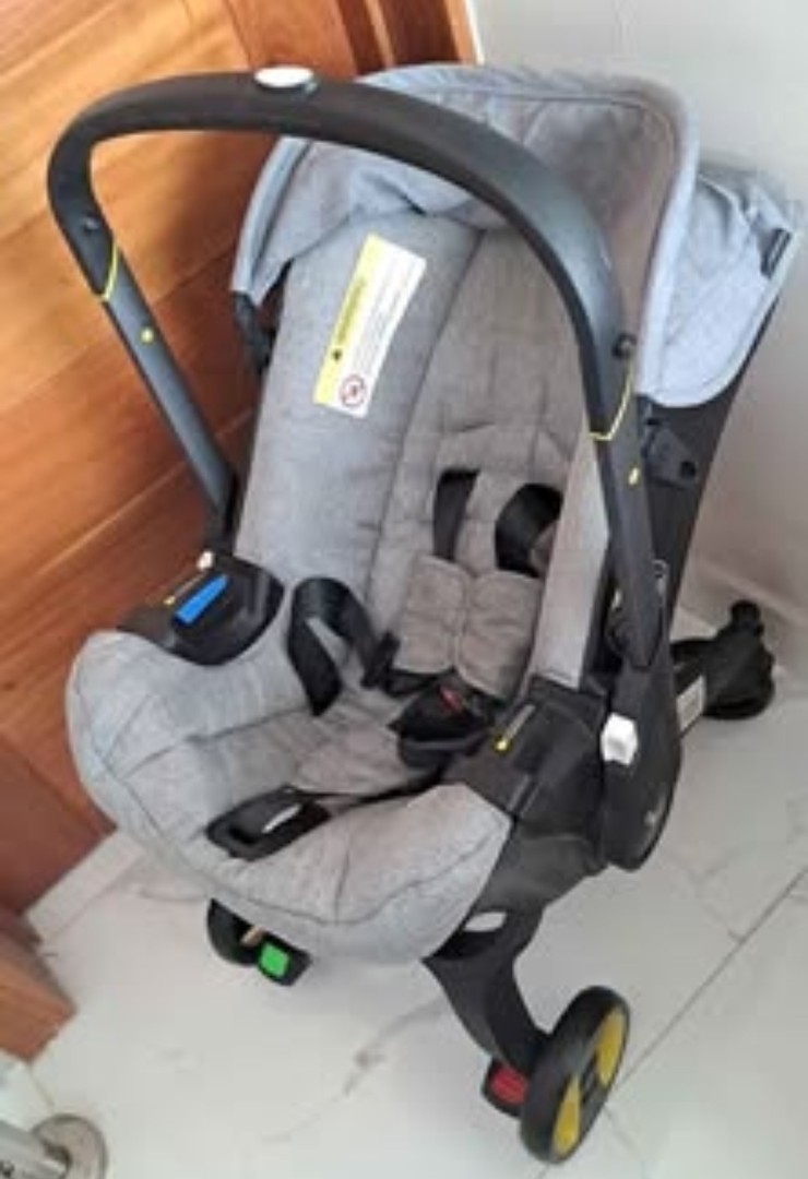 coches y sillas - Vendo coche tipo Doona Gris como nuevo!!!!  2