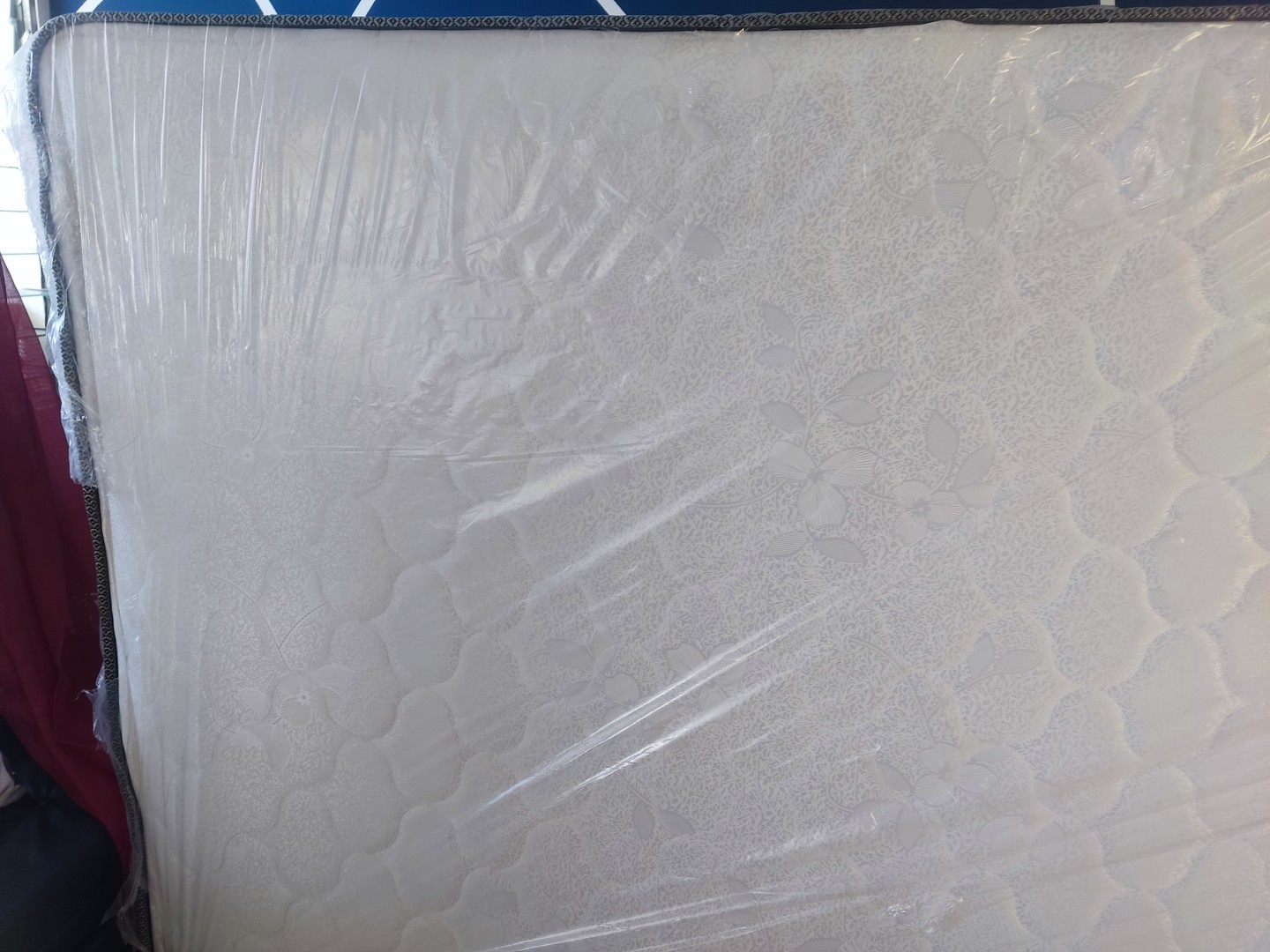 muebles y colchones - El colchón está nuevo, con su plastico 2