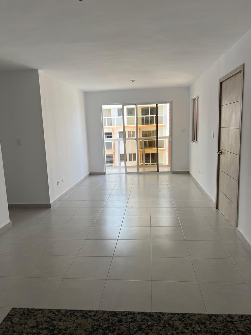 apartamentos - Vendo apartamento ubicado en Residencial Ita Esther 2 (Av. Jacobo Majluta)  1