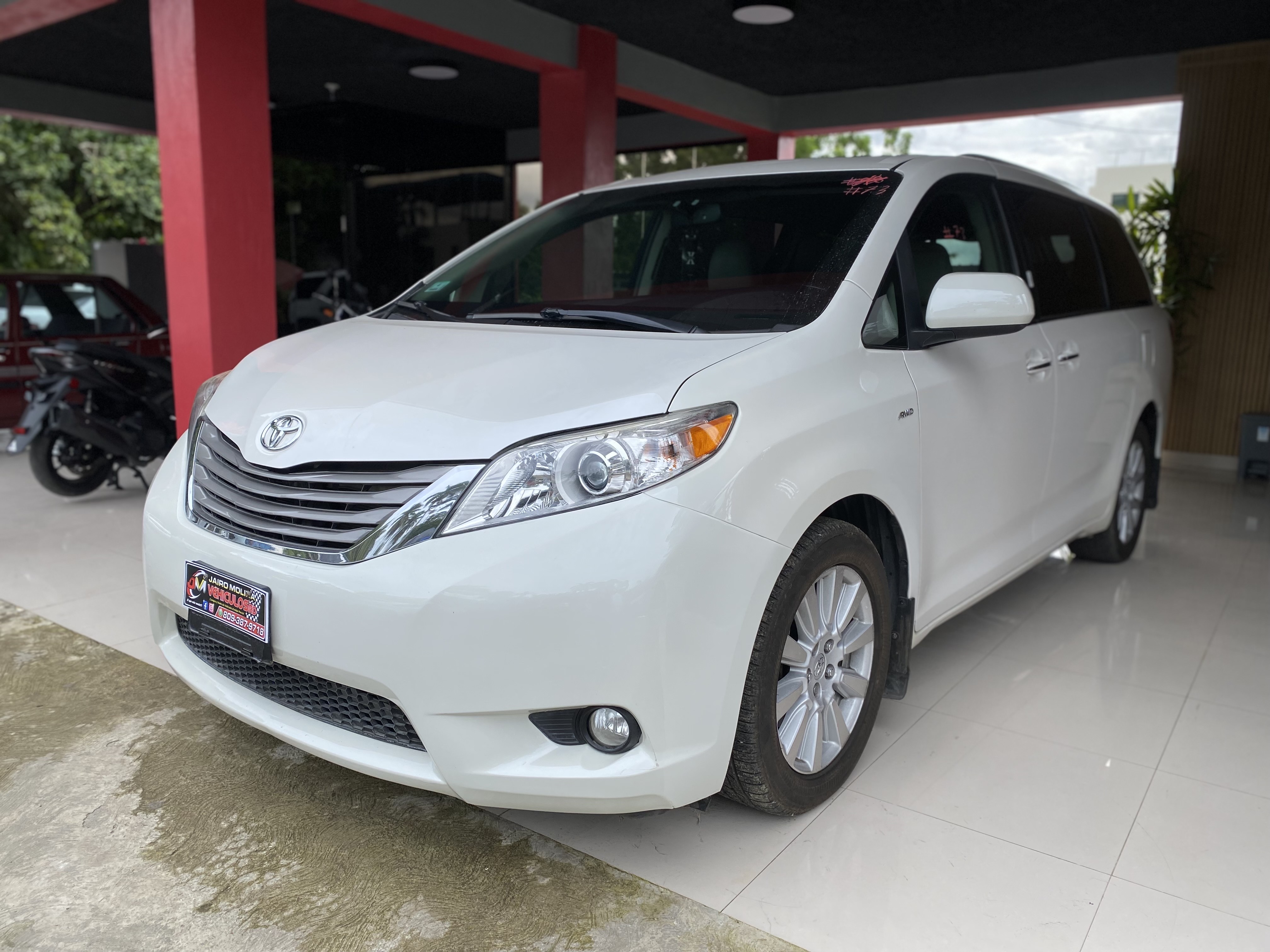 jeepetas y camionetas - TOYOTA SIENNA 2017 0