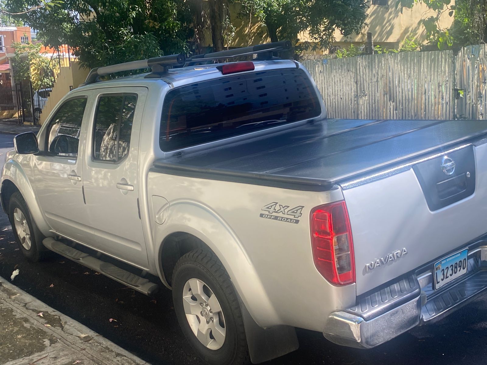 jeepetas y camionetas - Nissan Navara 2014 3