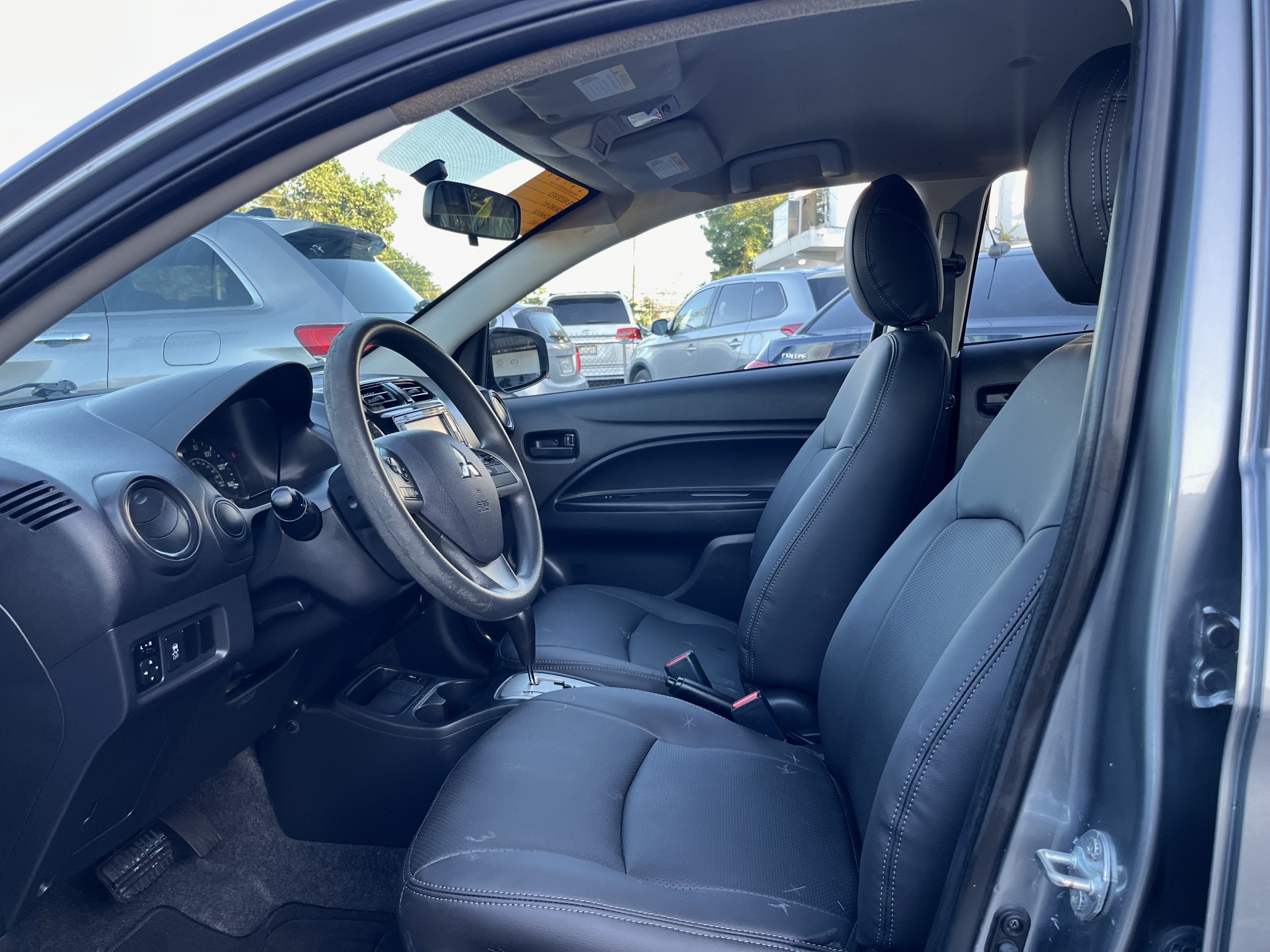 carros - Mitsubishi Mirage 2019 
 5