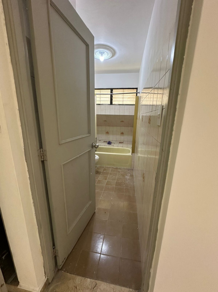 casas - Casa en Alquiler La Castellana Uso Familiar O Come 5