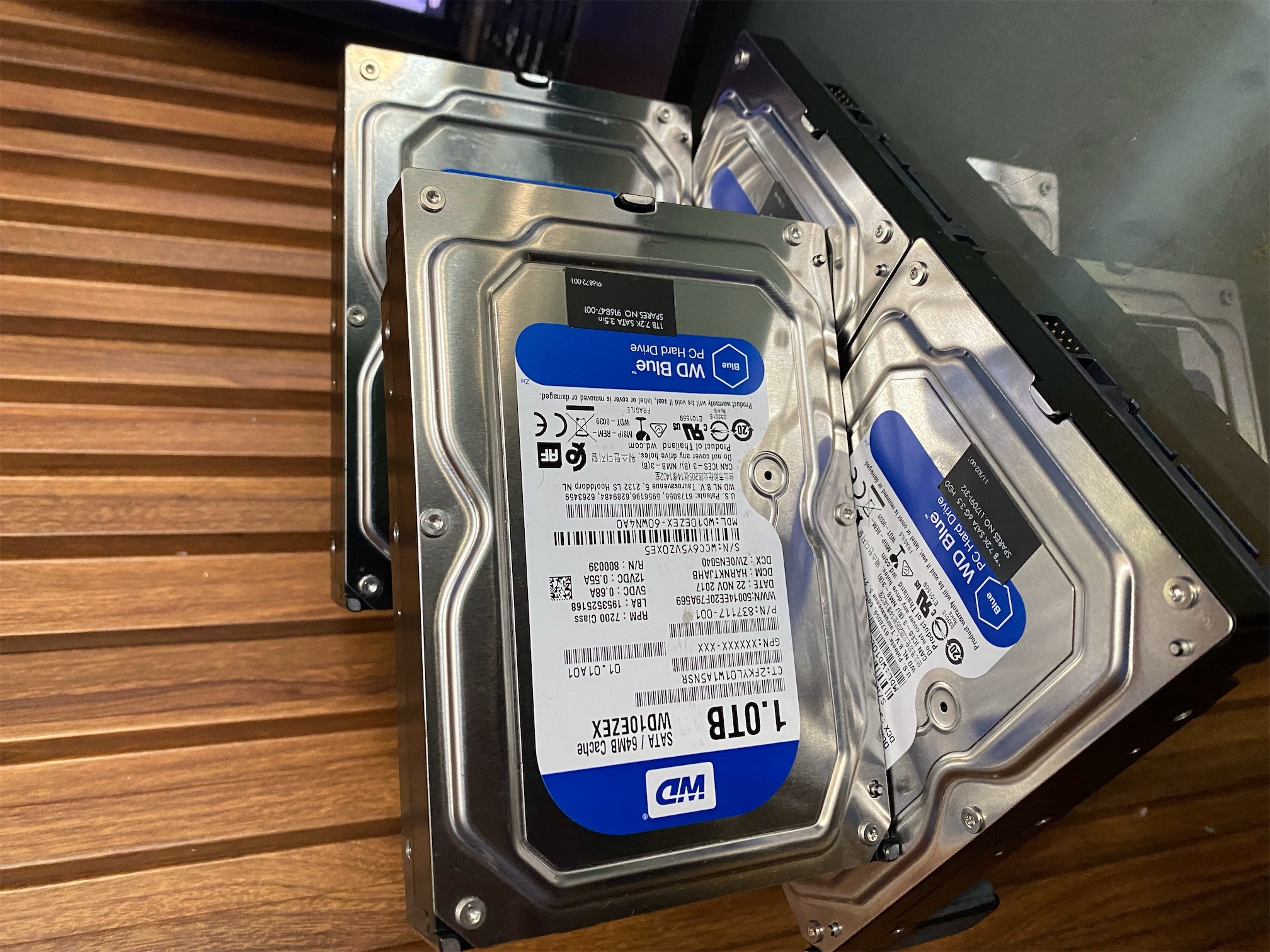 computadoras y laptops - Disco duro Sata 1TB  4