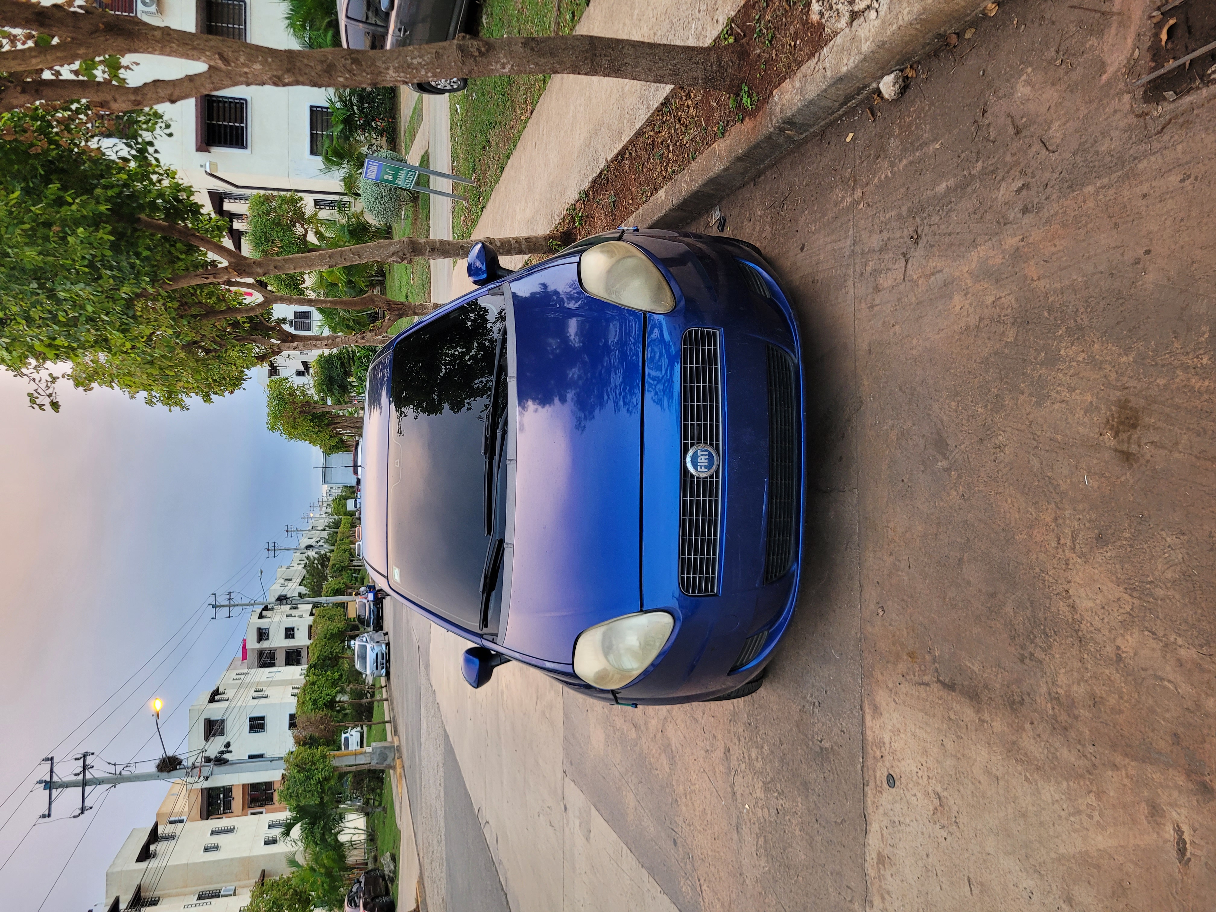 carros - Fiat Grande Punto 2007 2