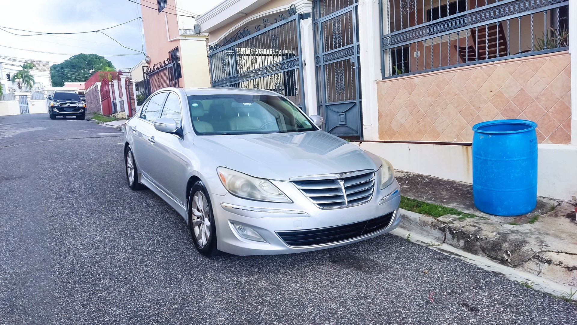 carros - Vendo Hyundai Genesis 2012  4