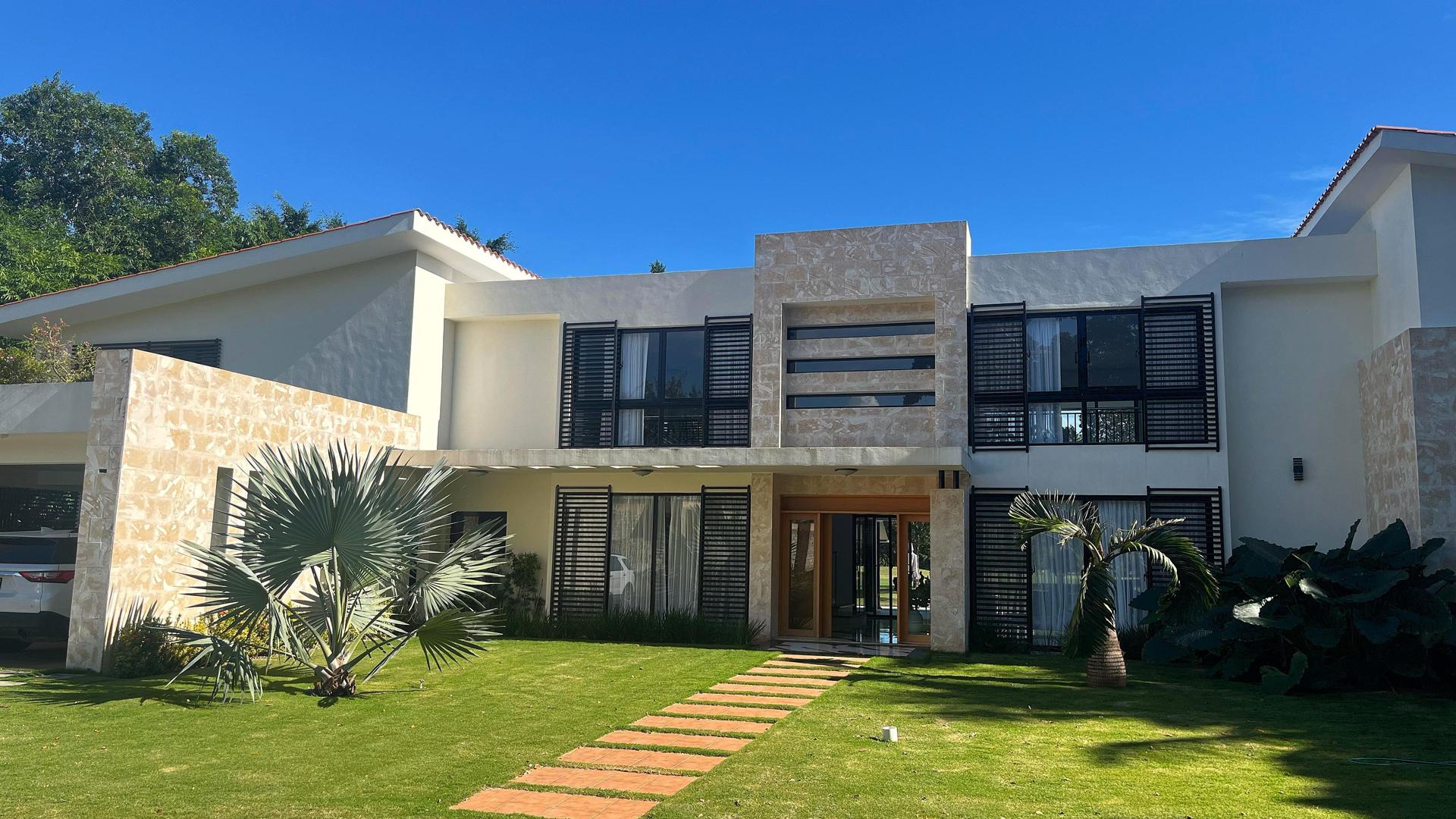 casas vacacionales y villas - IMPRESIONANTE VILLA DE LUJO EN METRO COUNTRY CLUB 1