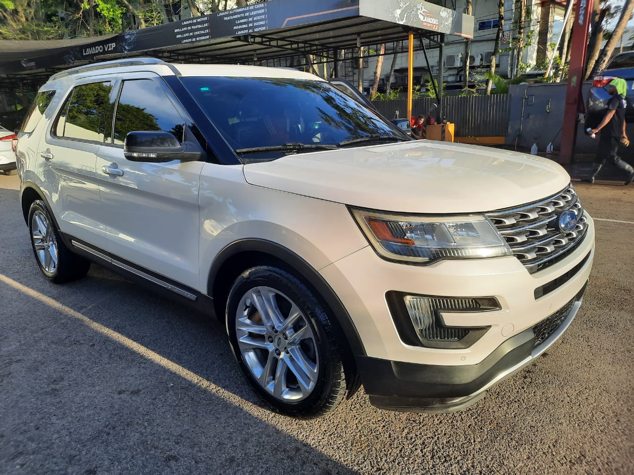 jeepetas y camionetas - Ford Explorer limited 2016